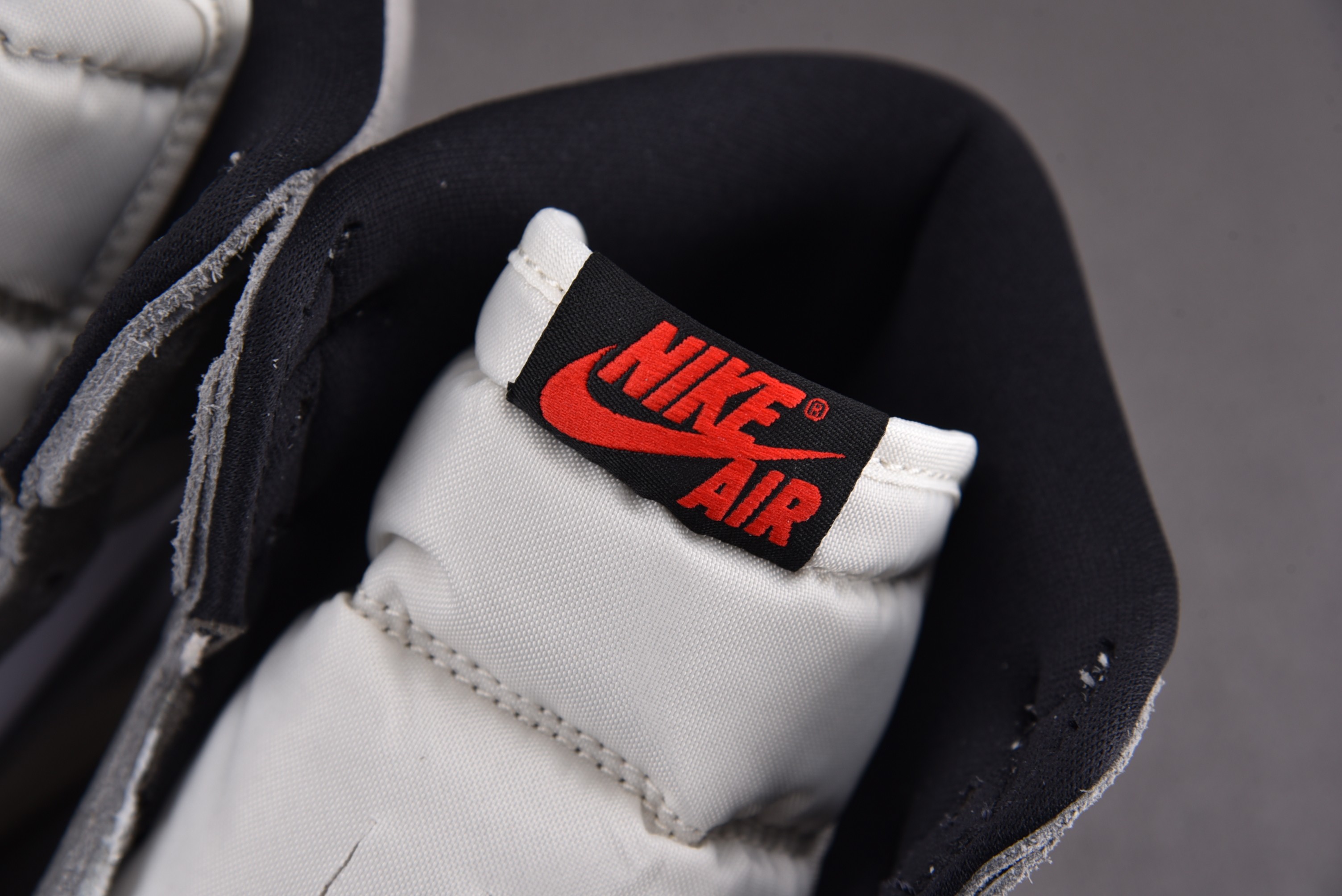 Jordan 1 Retro High OG Washed Black