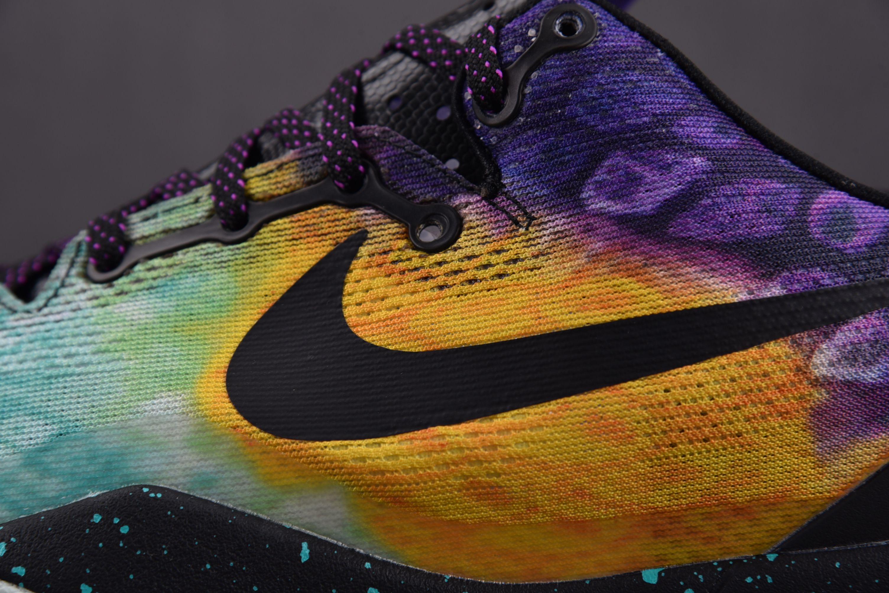 Nike Kobe 8 Easter