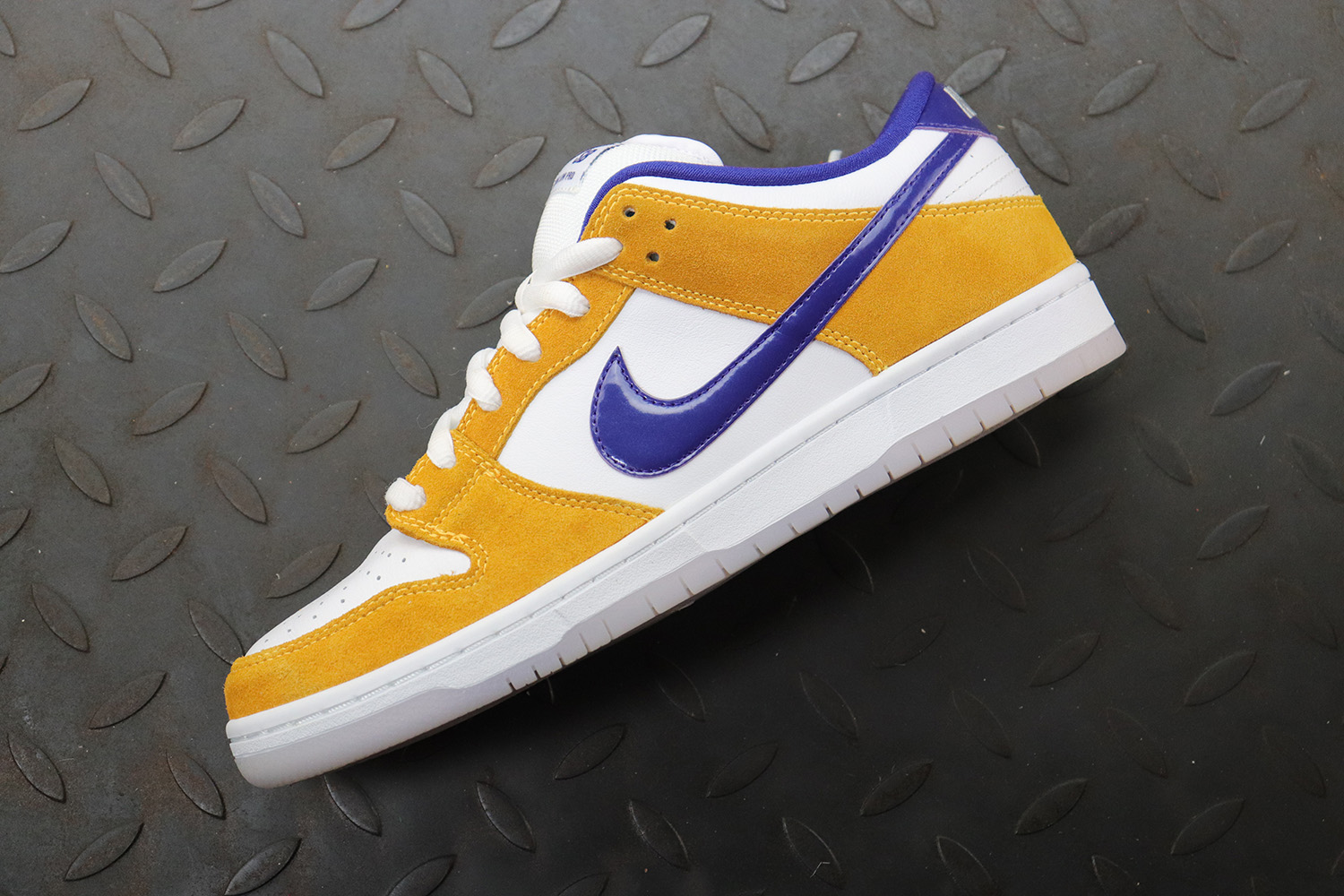 Nike SB Dunk Low Laser Orange