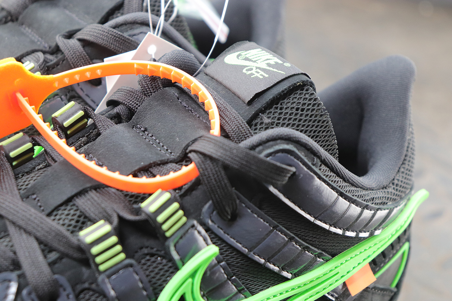 Nike Air Rubber Dunk   Green Strike