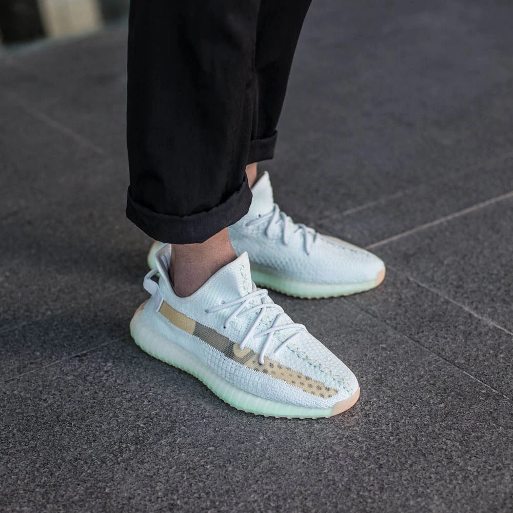 Adidas Yeezy 350 Boost V2 Hyperspace