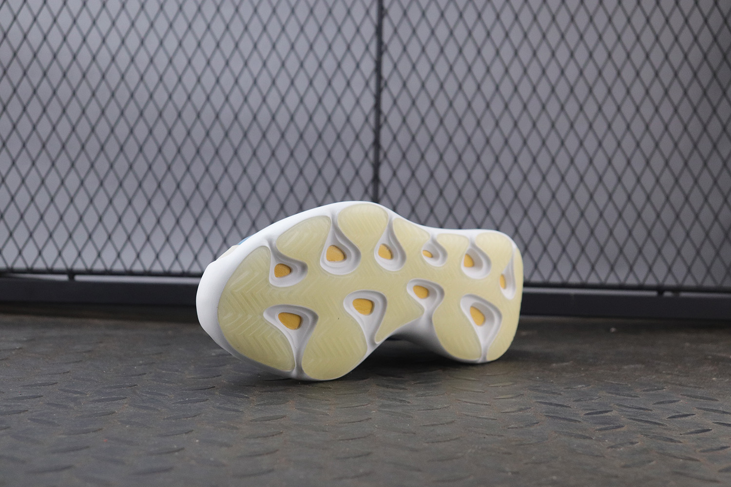 Yeezy 700 V3 Arzareth