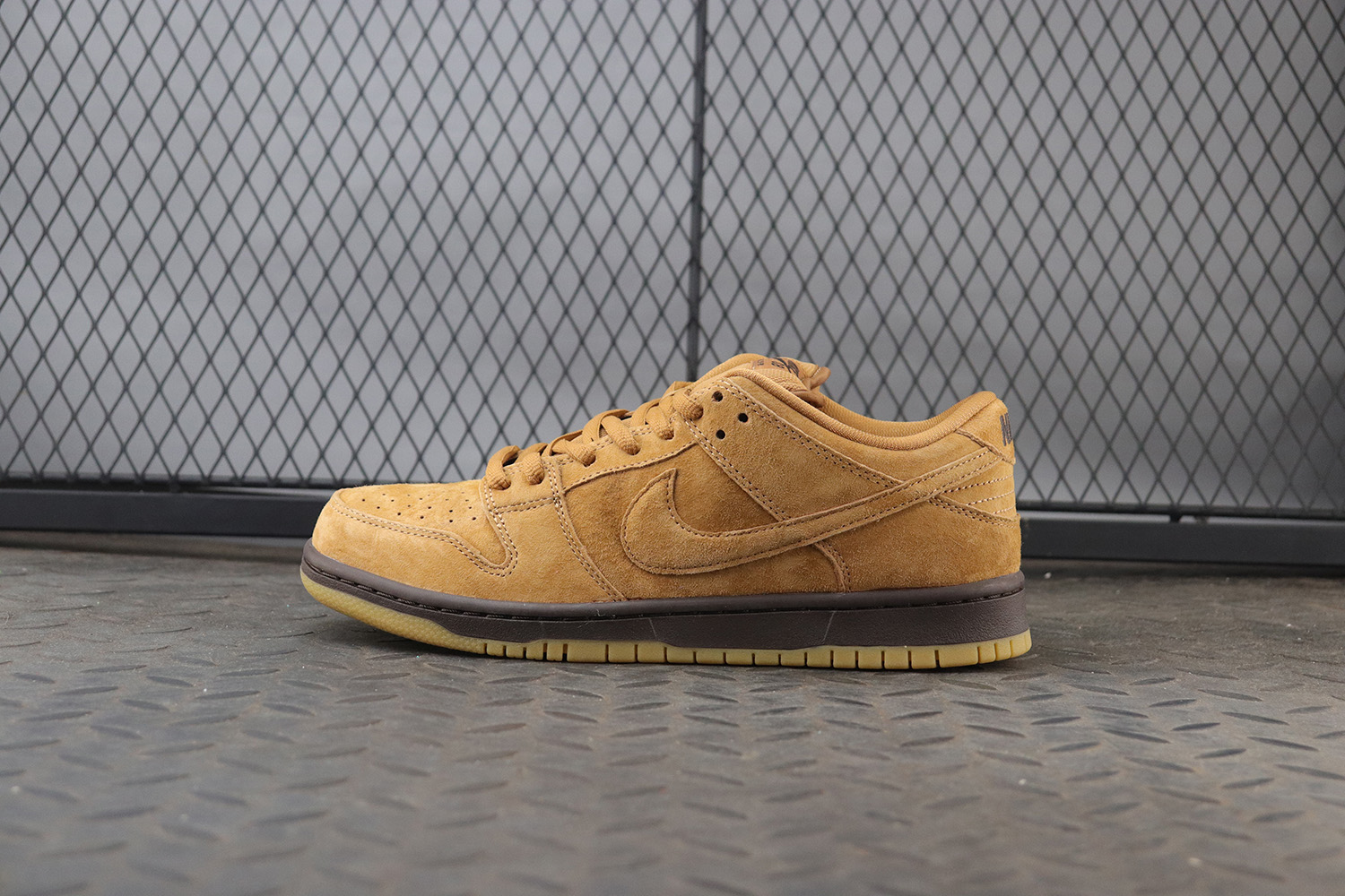 Nike SB Dunk Low Wheat Mocha