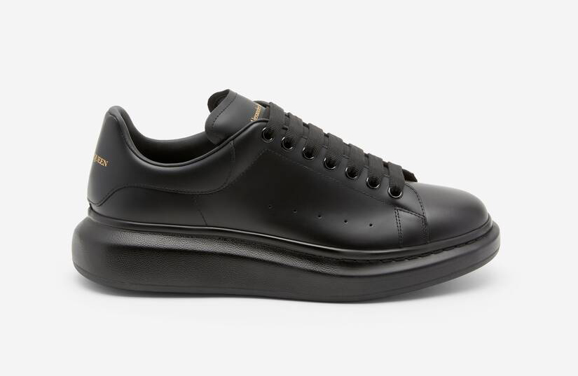 Alexander McQueen Men's Oversized Sneaker in Black