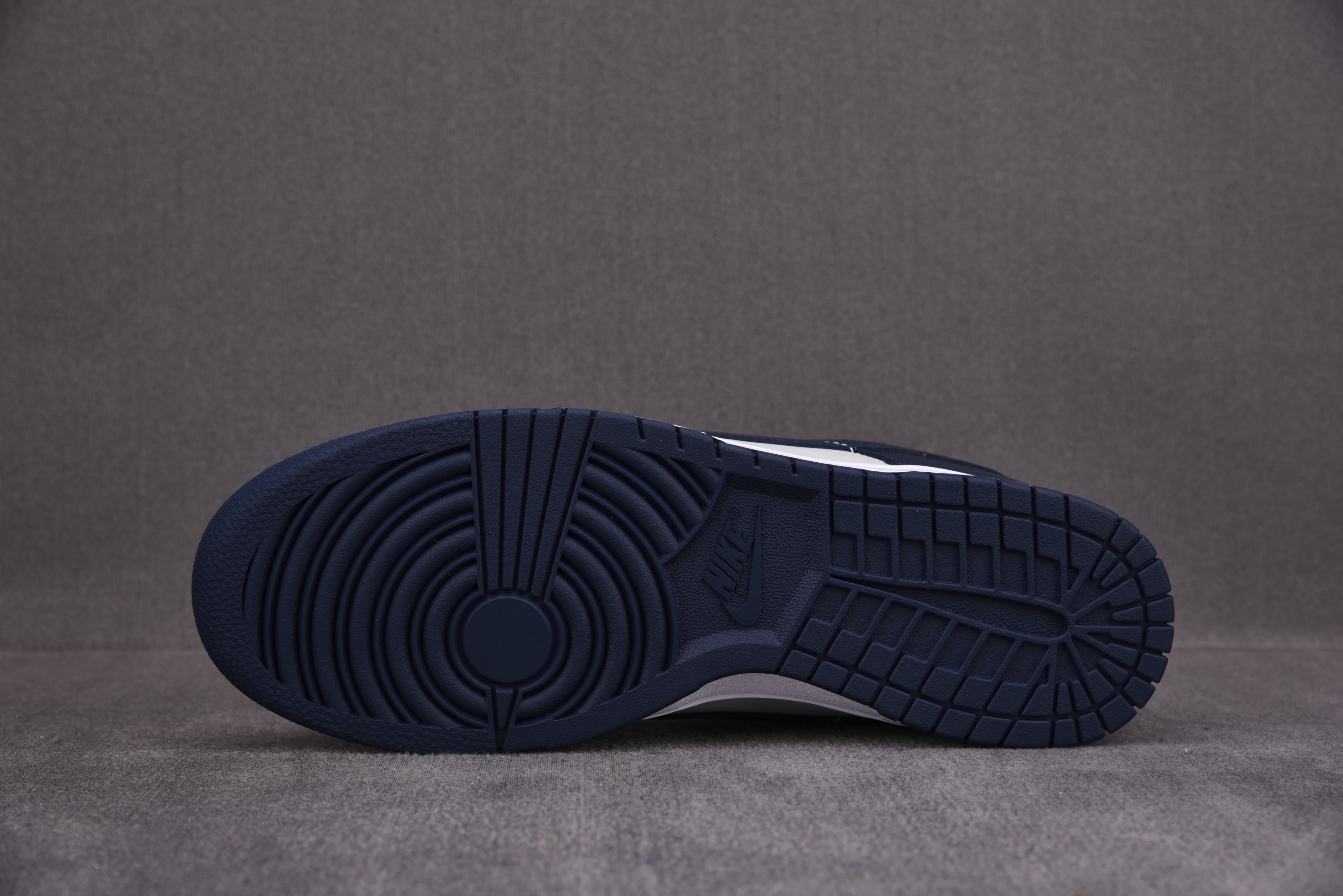 Nike Dunk Low Georgetown