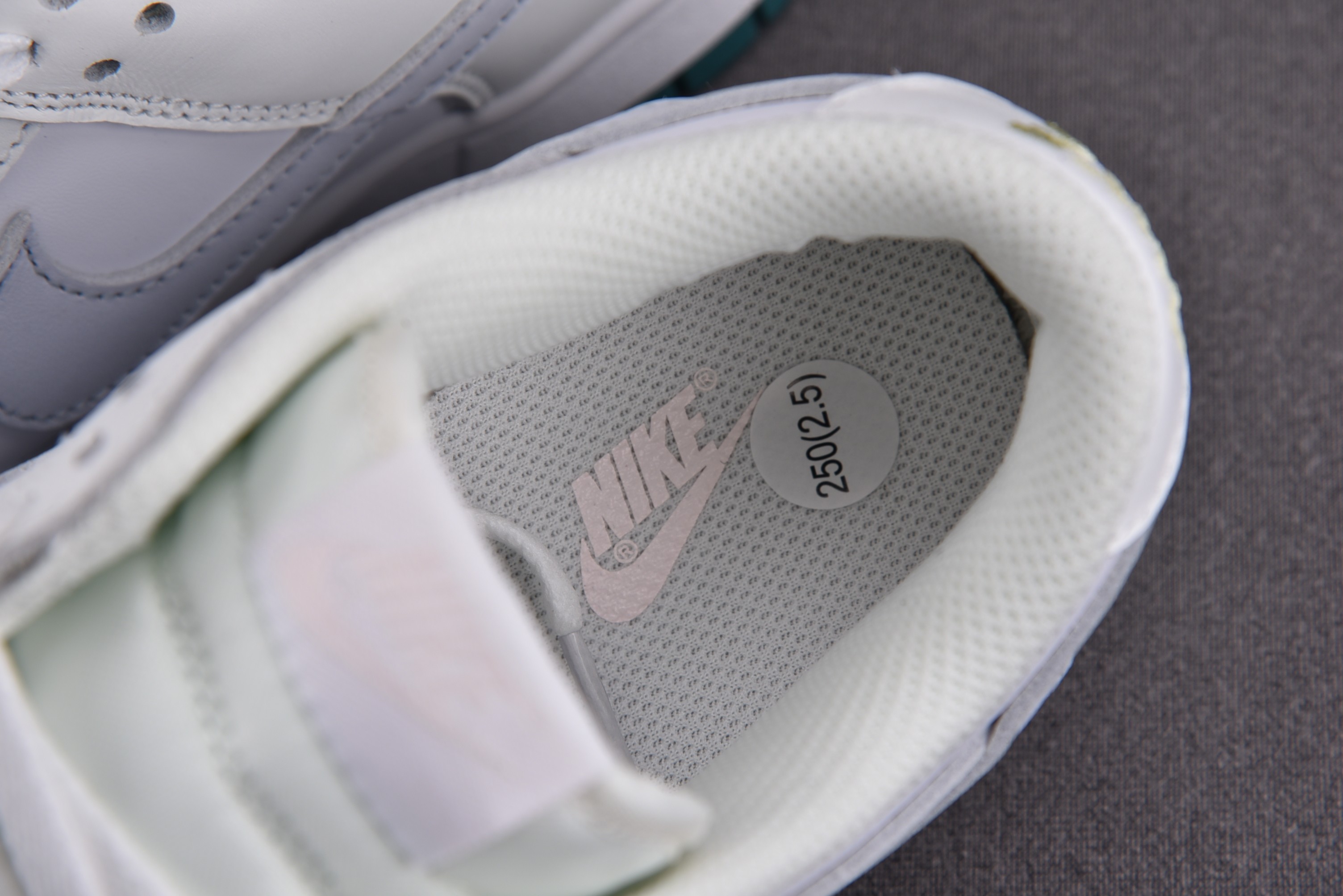 Nike Dunk Low White Green Grey