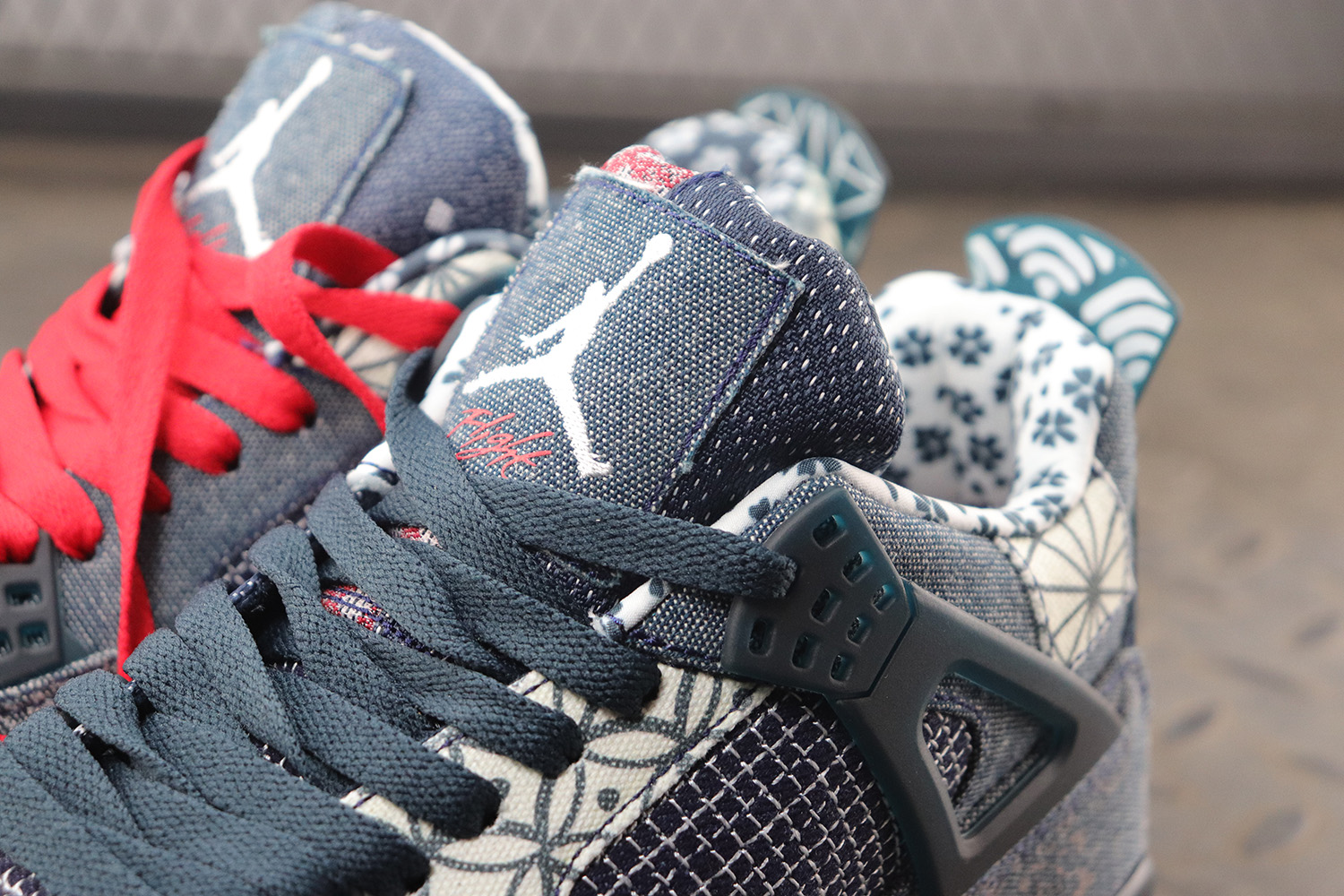 Jordan 4 Retro SE Sashiko