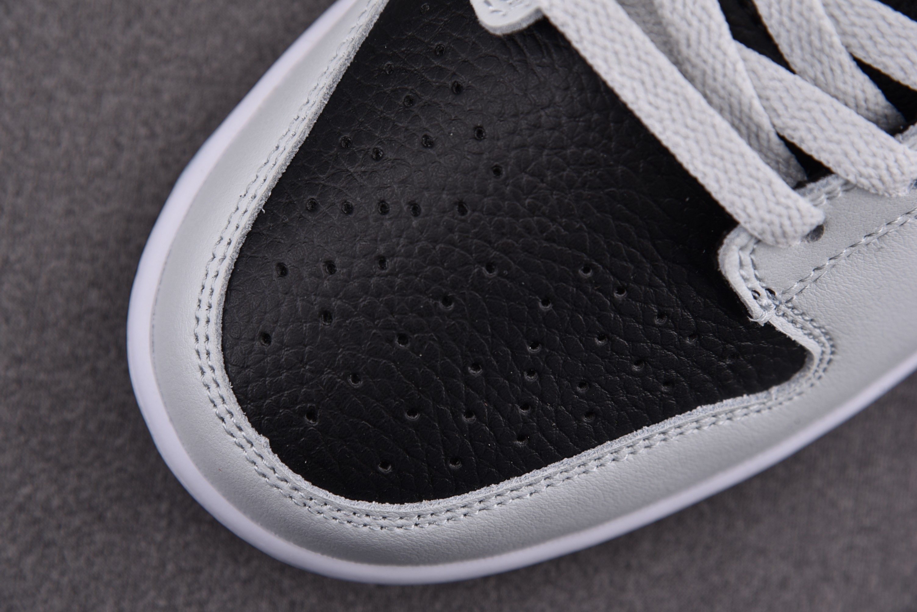 Nike Dunk Low Grey Panda Volt