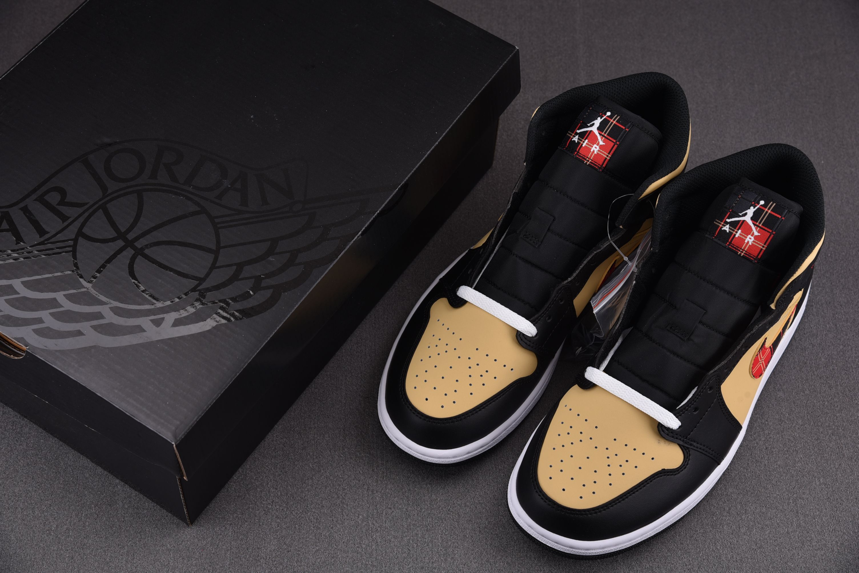 Air Jordan 1 Mid Tartan Swoosh