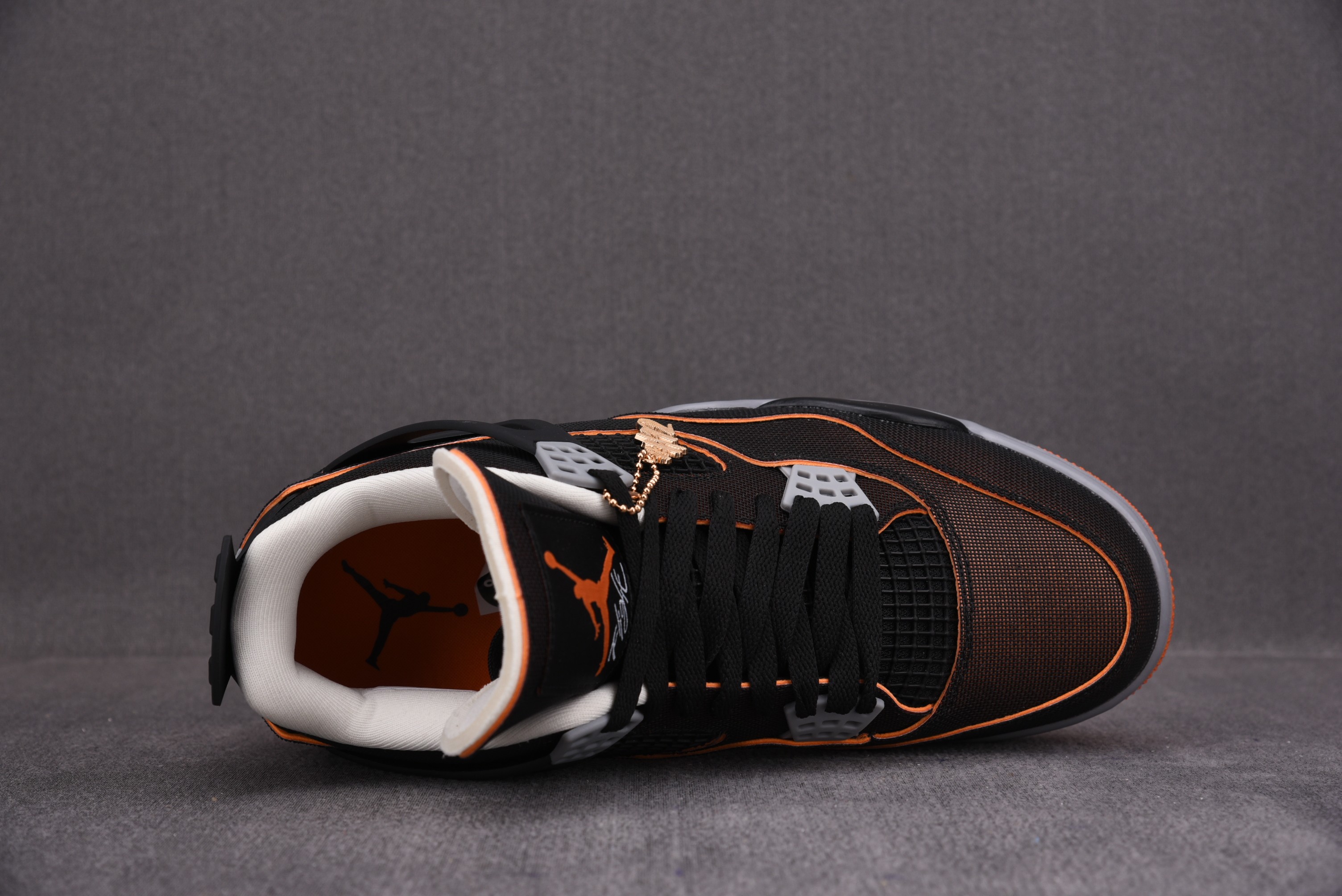 Jordan 4 Retro Starfish (Women Size!!)