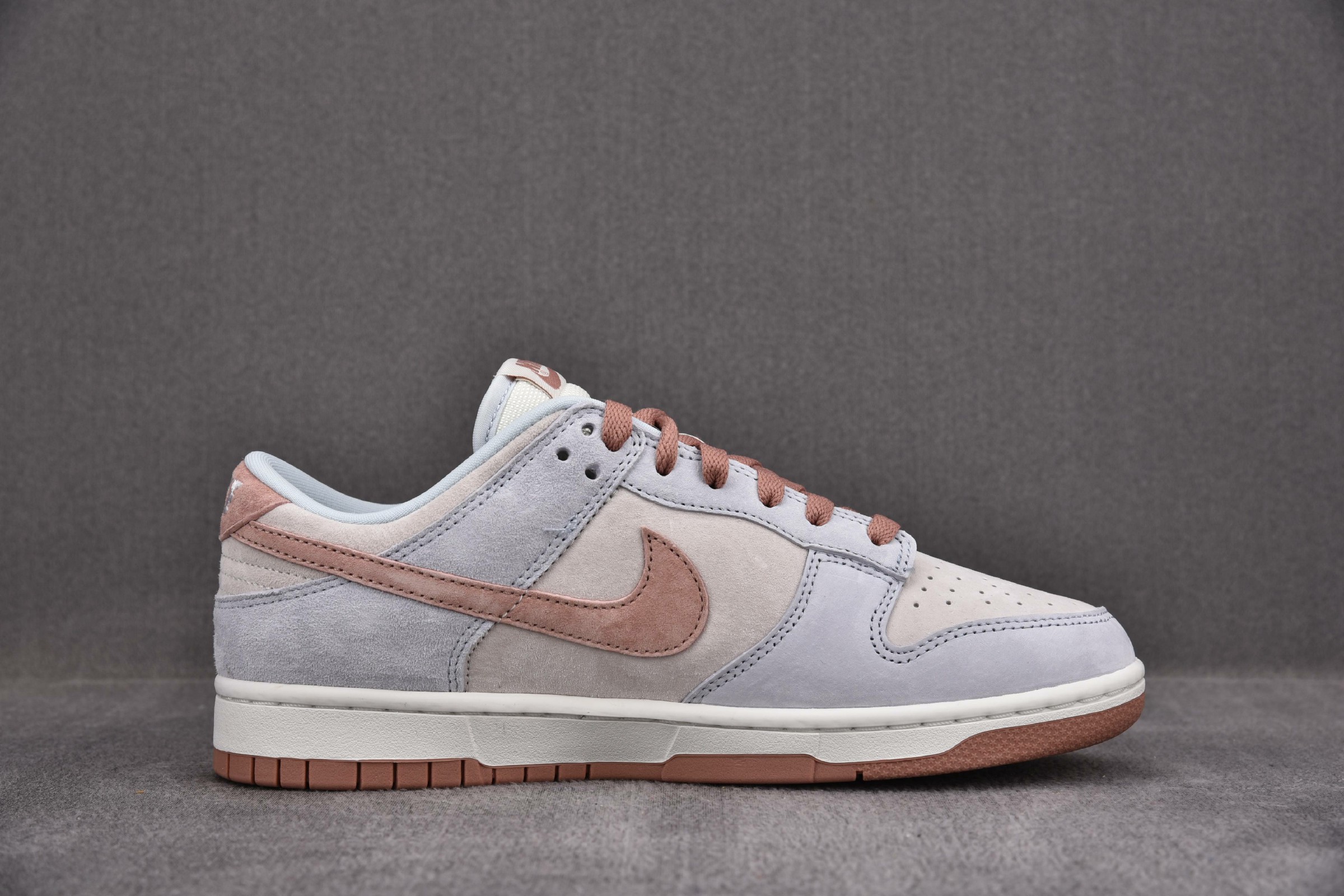 Nike Dunk Low Fossil Rose