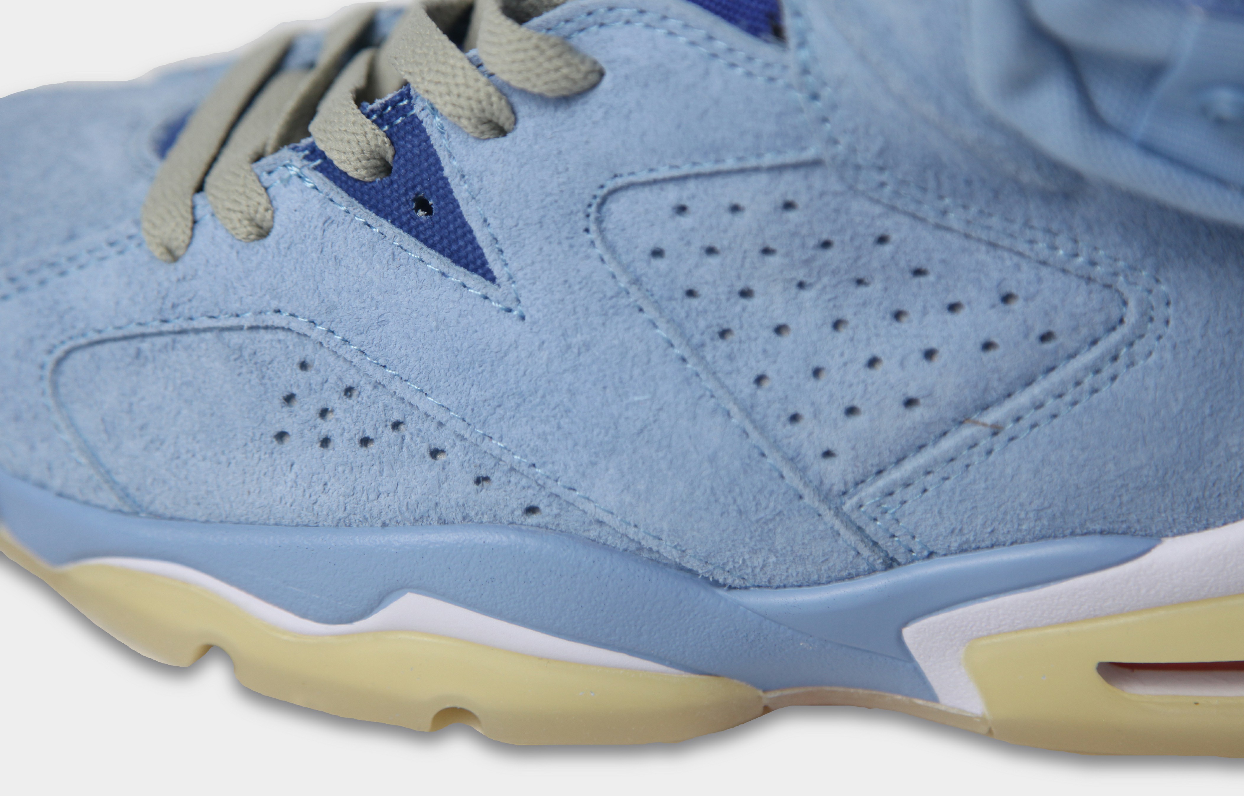 Jordan 6 Retro Travis Scott Houston Oilers