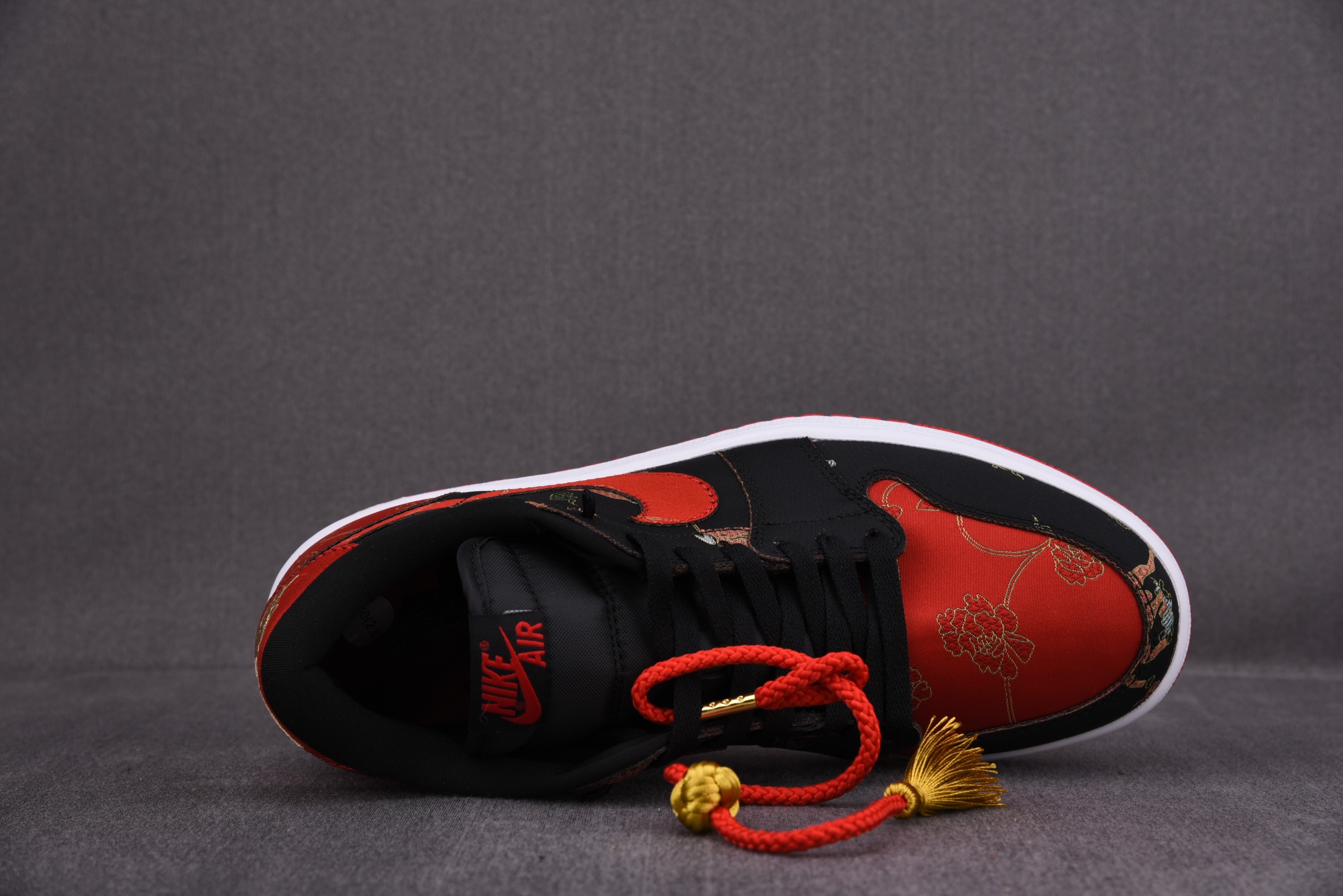 Jordan 1 Low OG Chinese New Year
