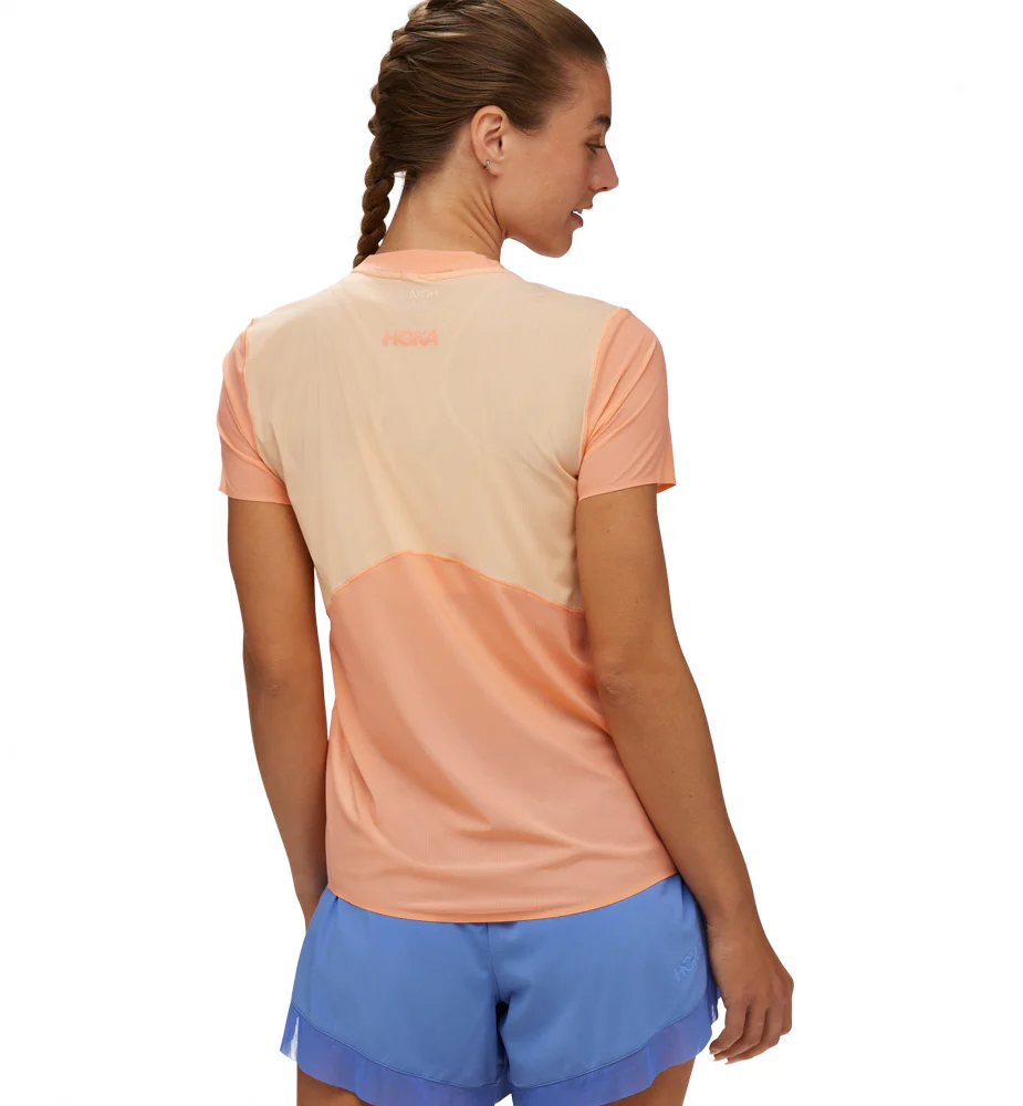Hoka W AIROLITE RUN SHORT SLEEVE Papaya