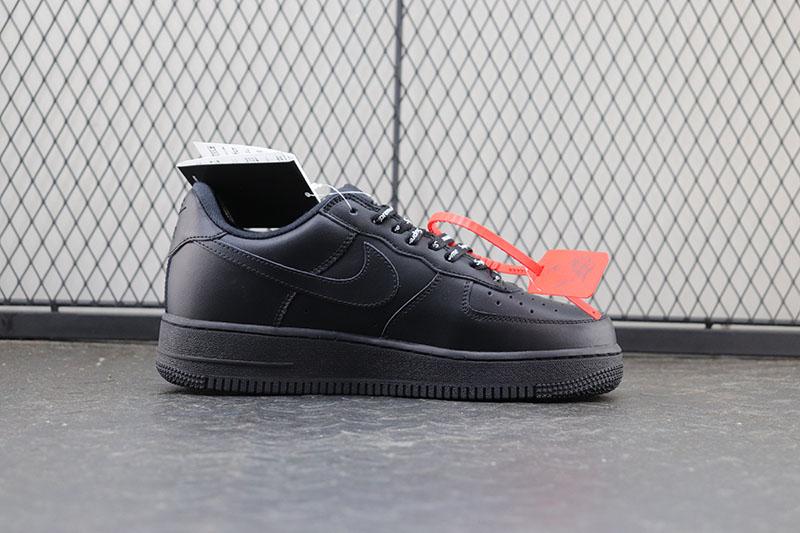 Nike Air Force 1 Low Supreme Black