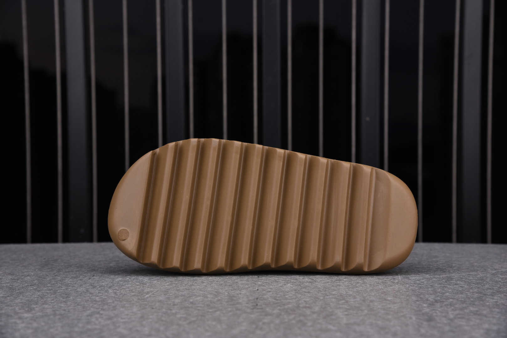 Yeezy Slide Core (One Size Smaller!!)