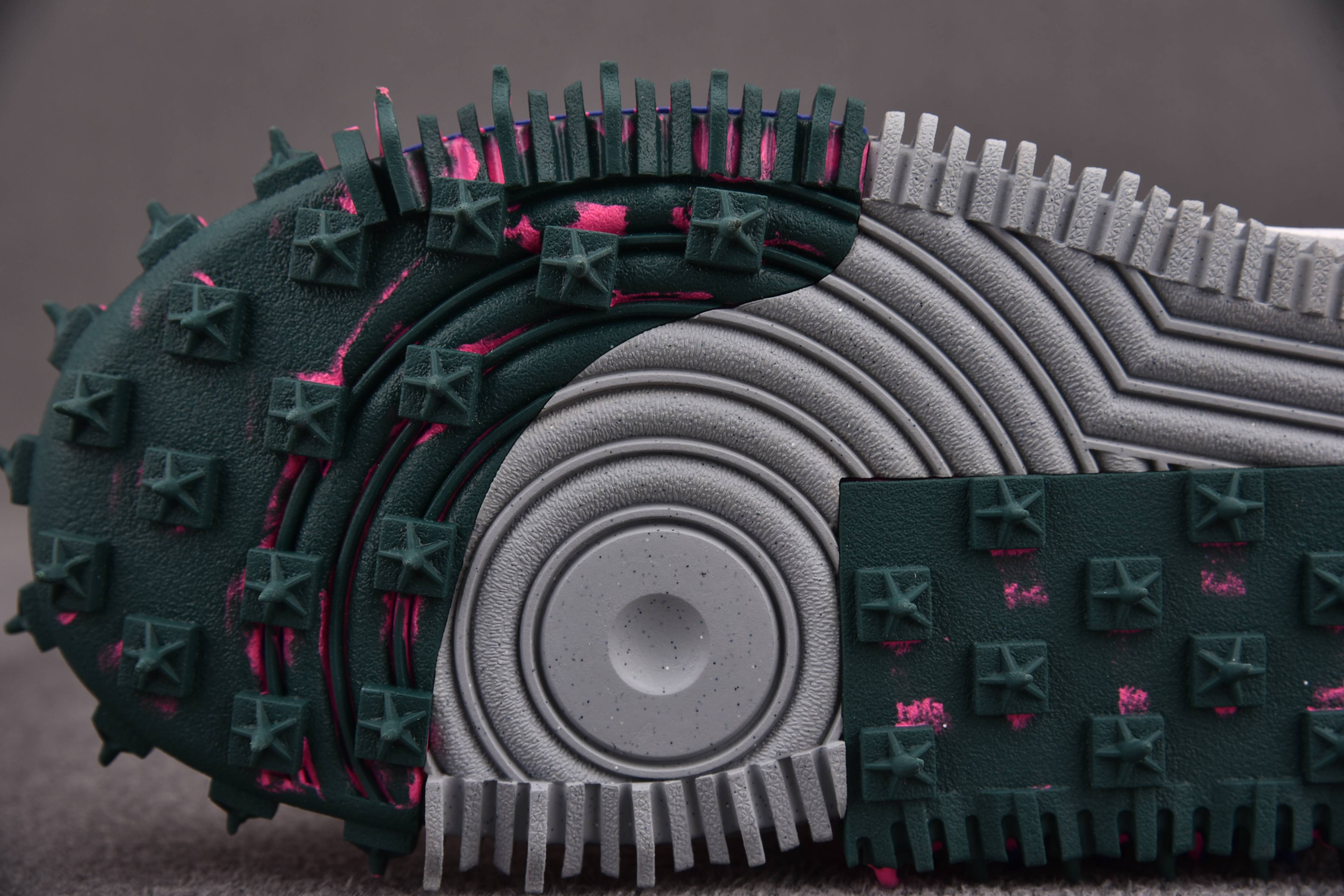 ™ X NIKE AIR FORCE 1 MID: WHITE