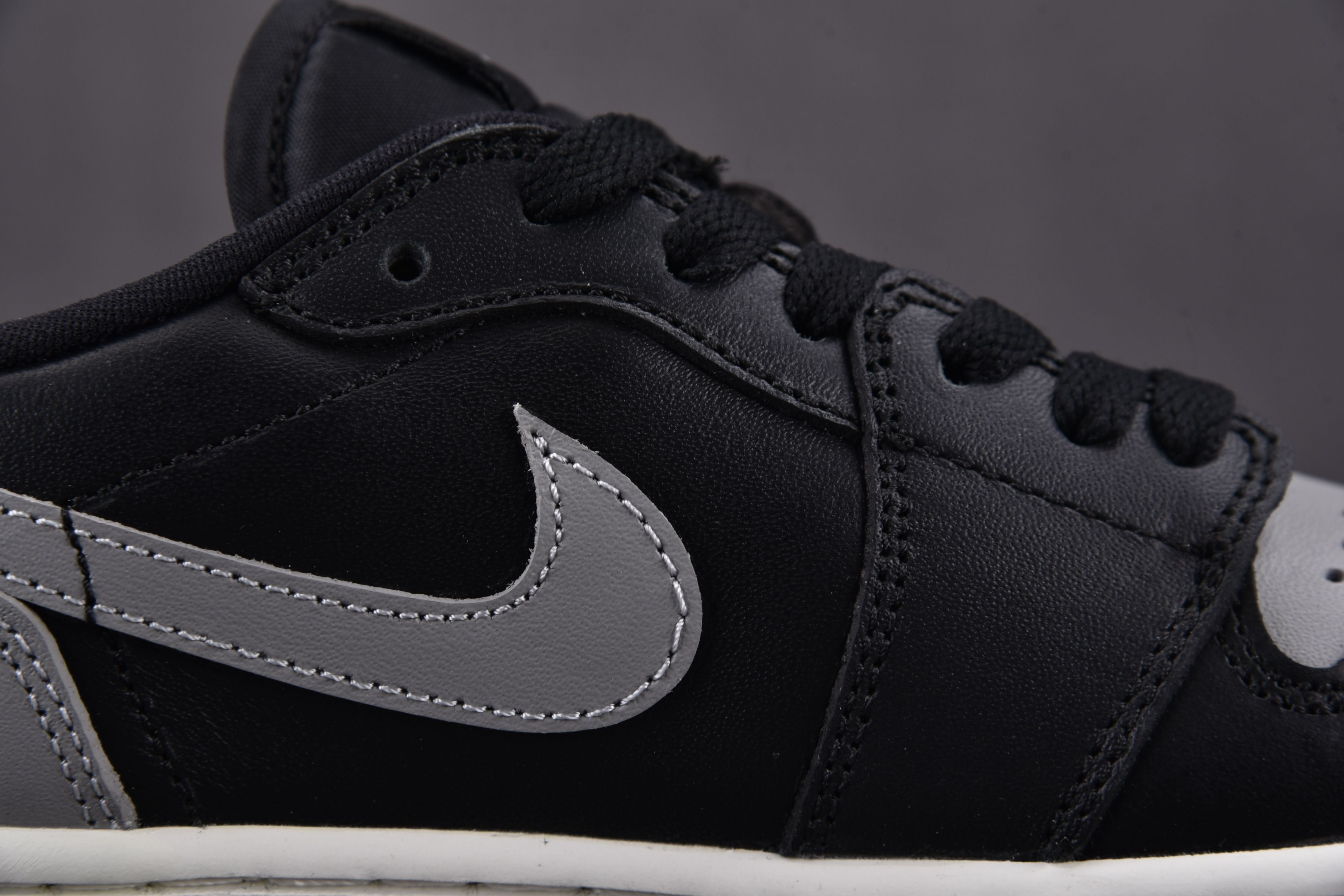 Jordan 1 Retro Low Golf Shadow