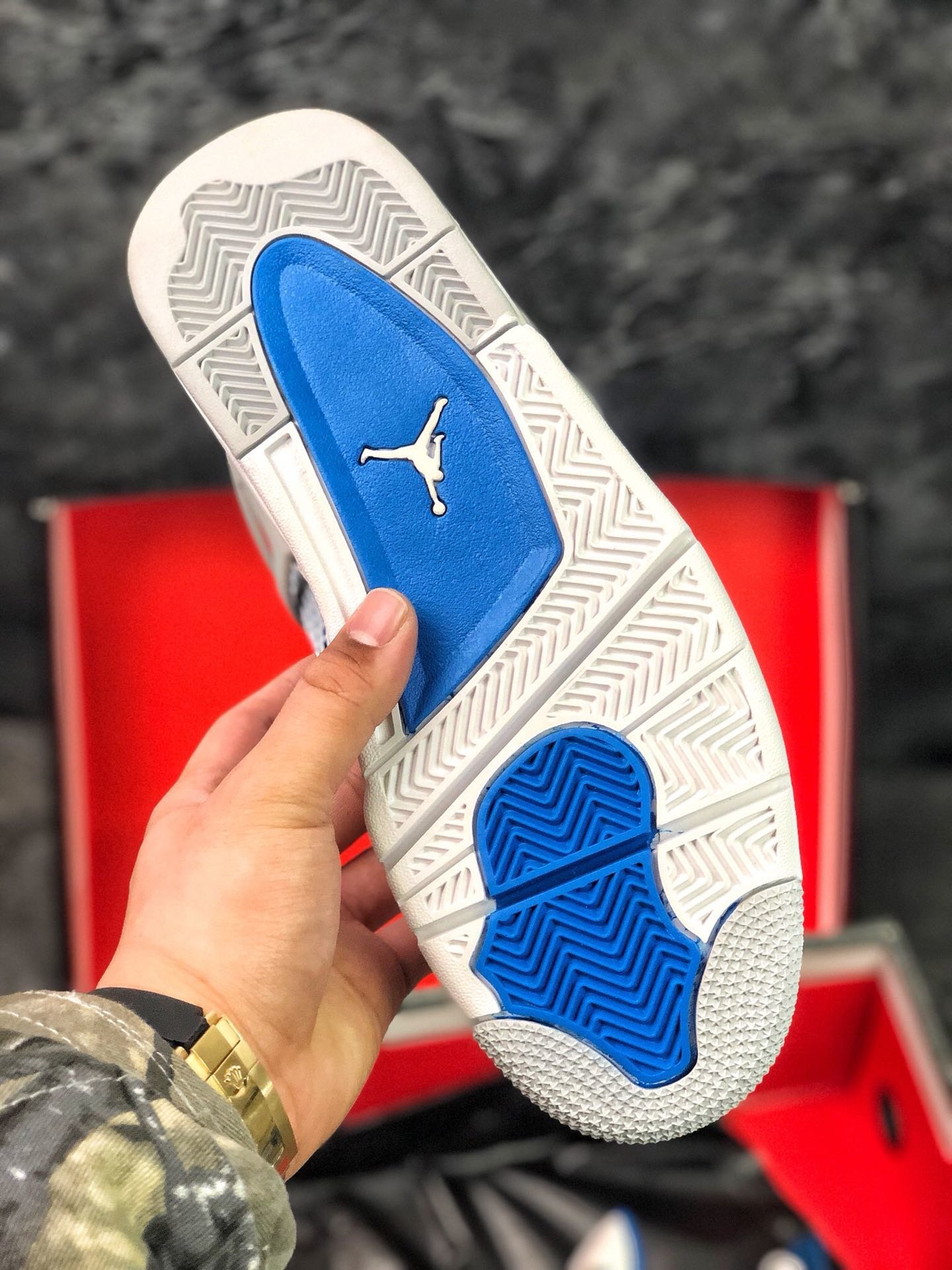 Air Jordan 4 OG Military Blue