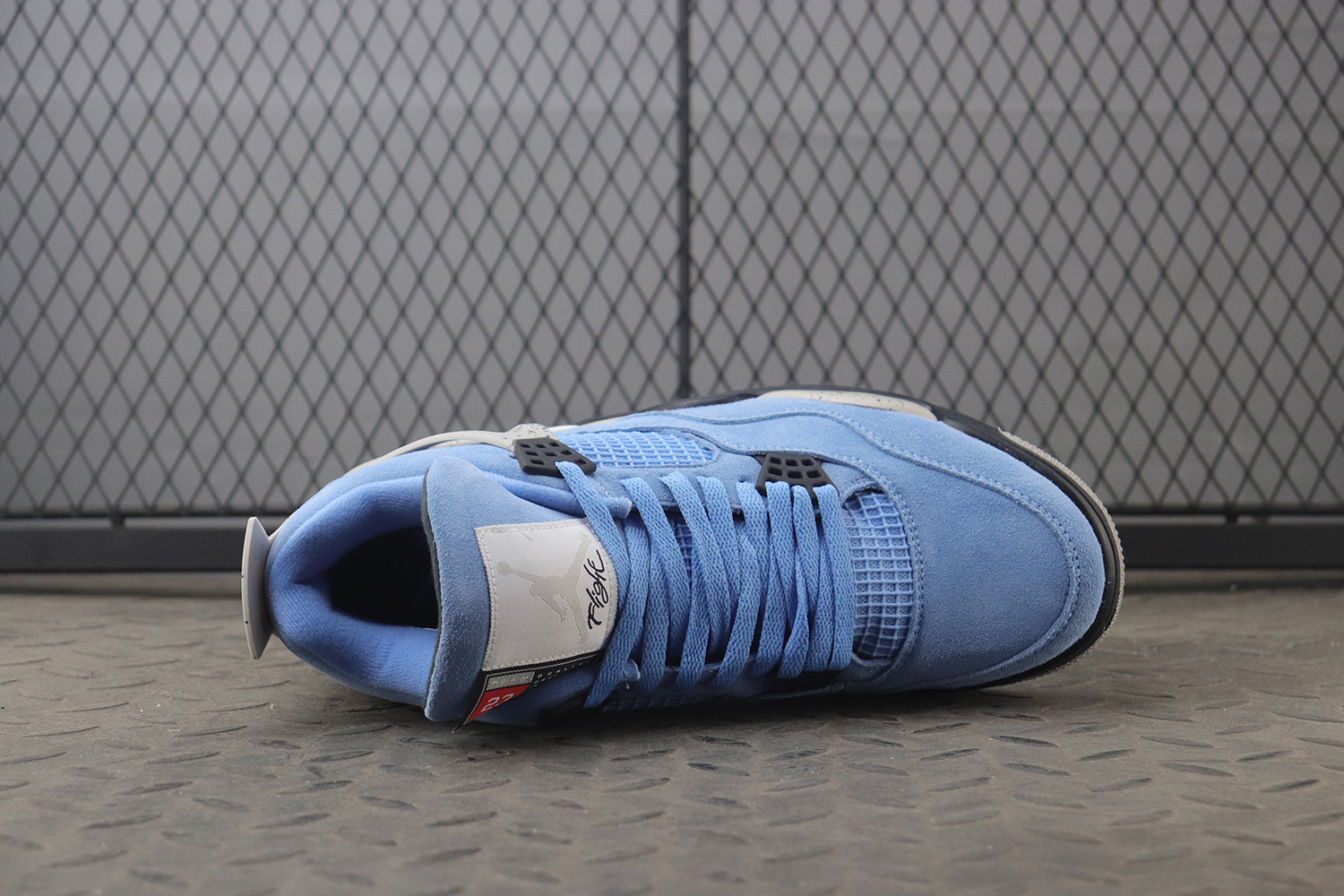 Air Jordan 4 University Blue