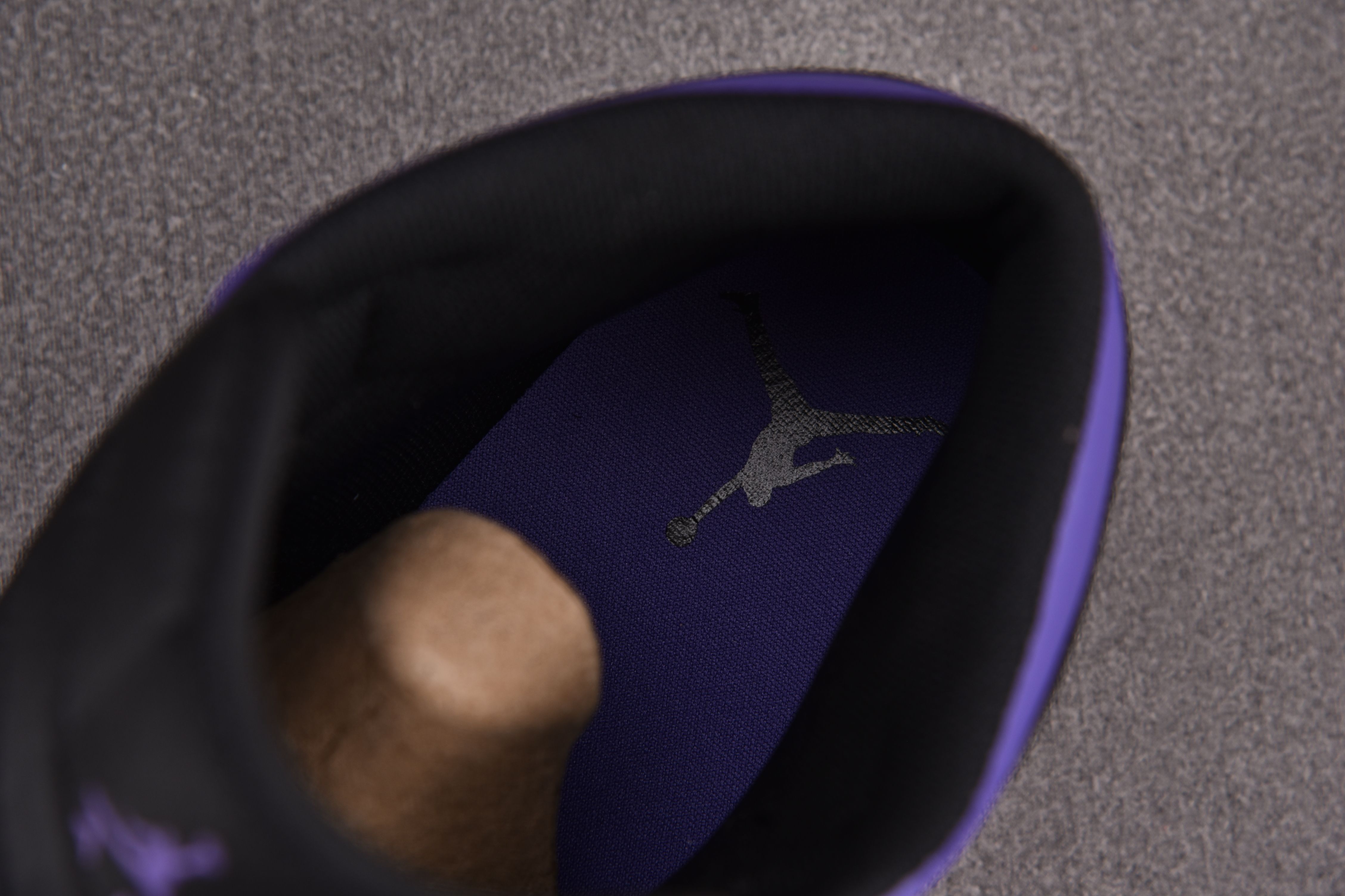 Jordan 1 Mid White Black Purple