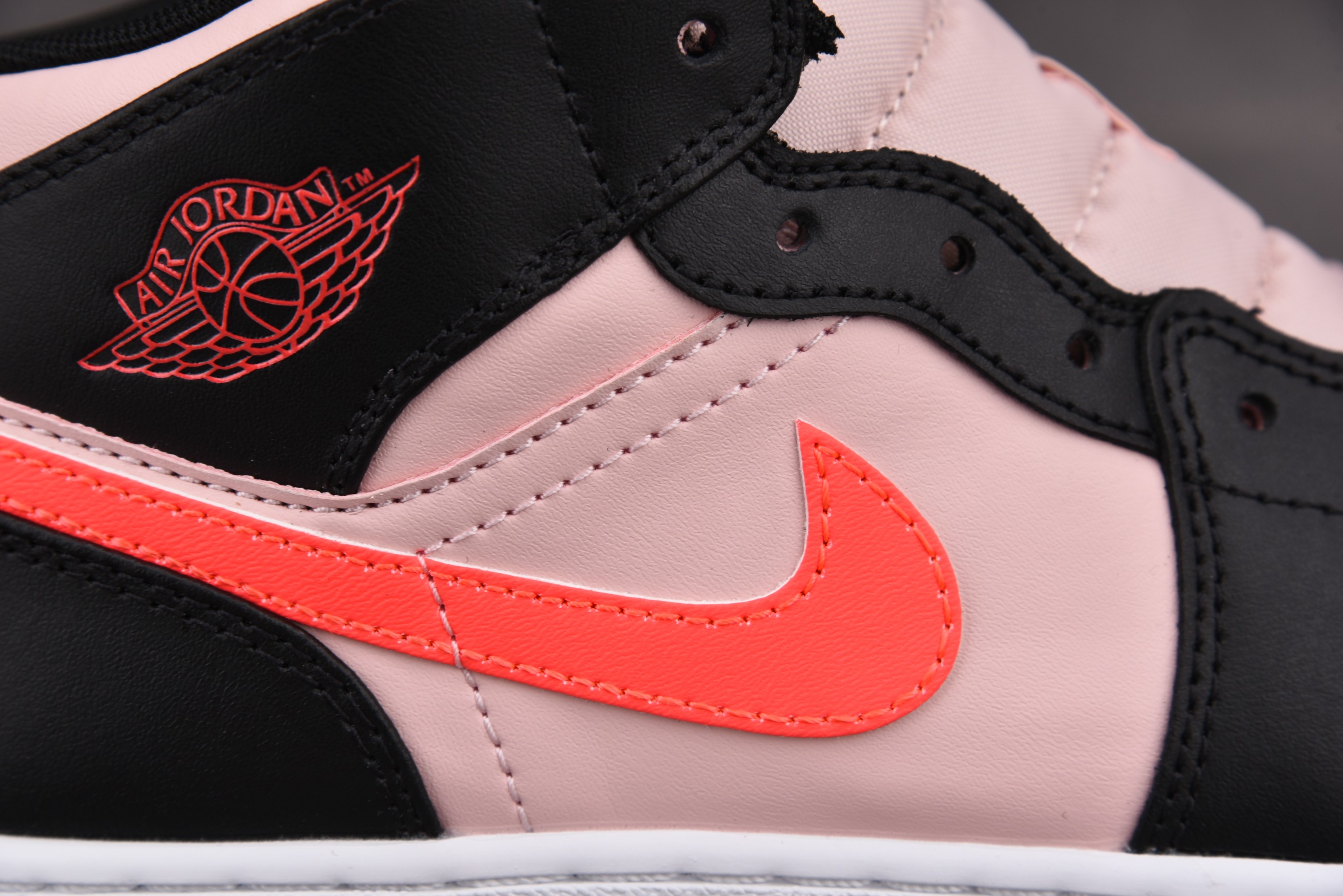 Jordan 1 Mid Atmosphere