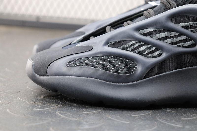 Adidas Yeezy 700 V3 Alvah