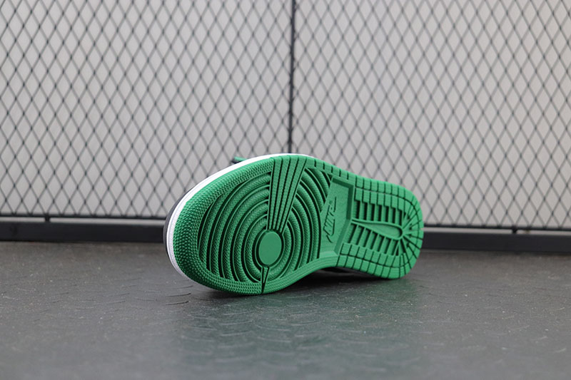 Jordan 1 Retro High Pine Green Black ( Pine Green 2.0)