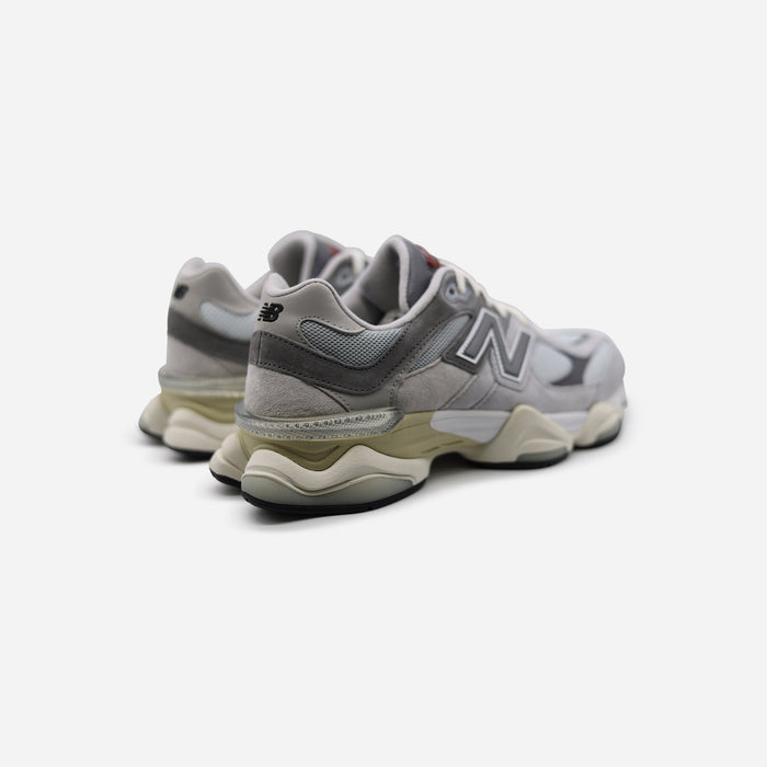 New Balance Unisex 9060 Sneakers -  Men's/Women's Grey Grey
