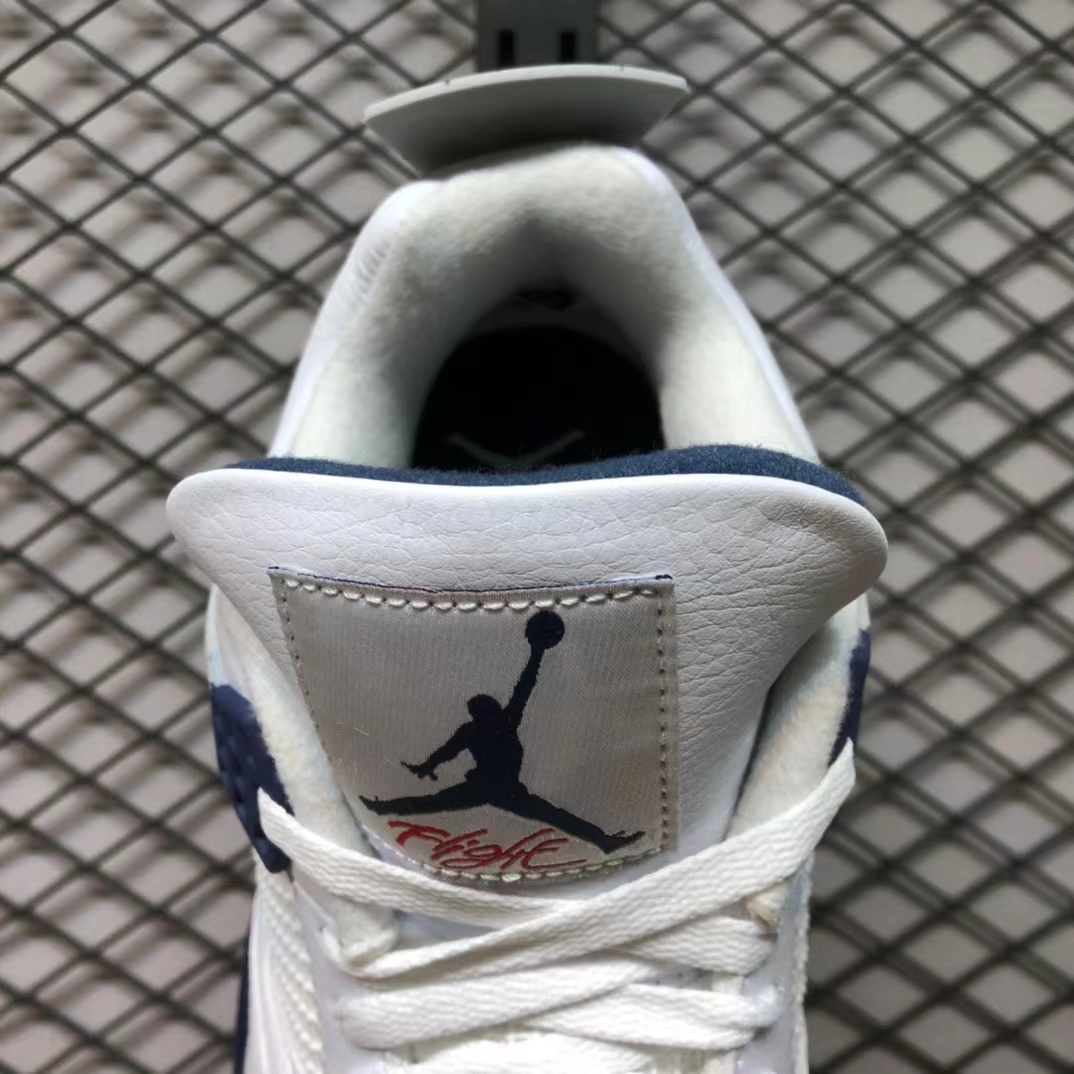 Jordan 4 Retro Midnight Navy