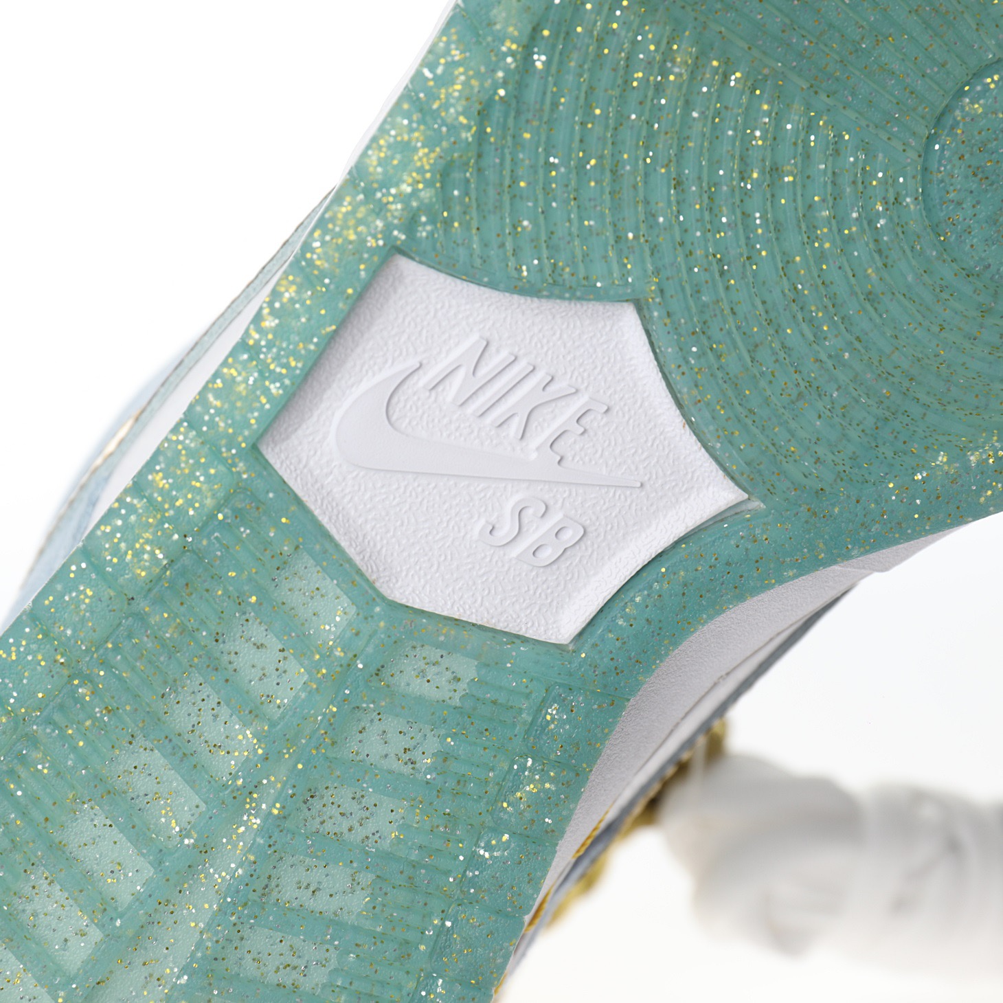 Nike SB Dunk Low Sean Cliver(Special Box)