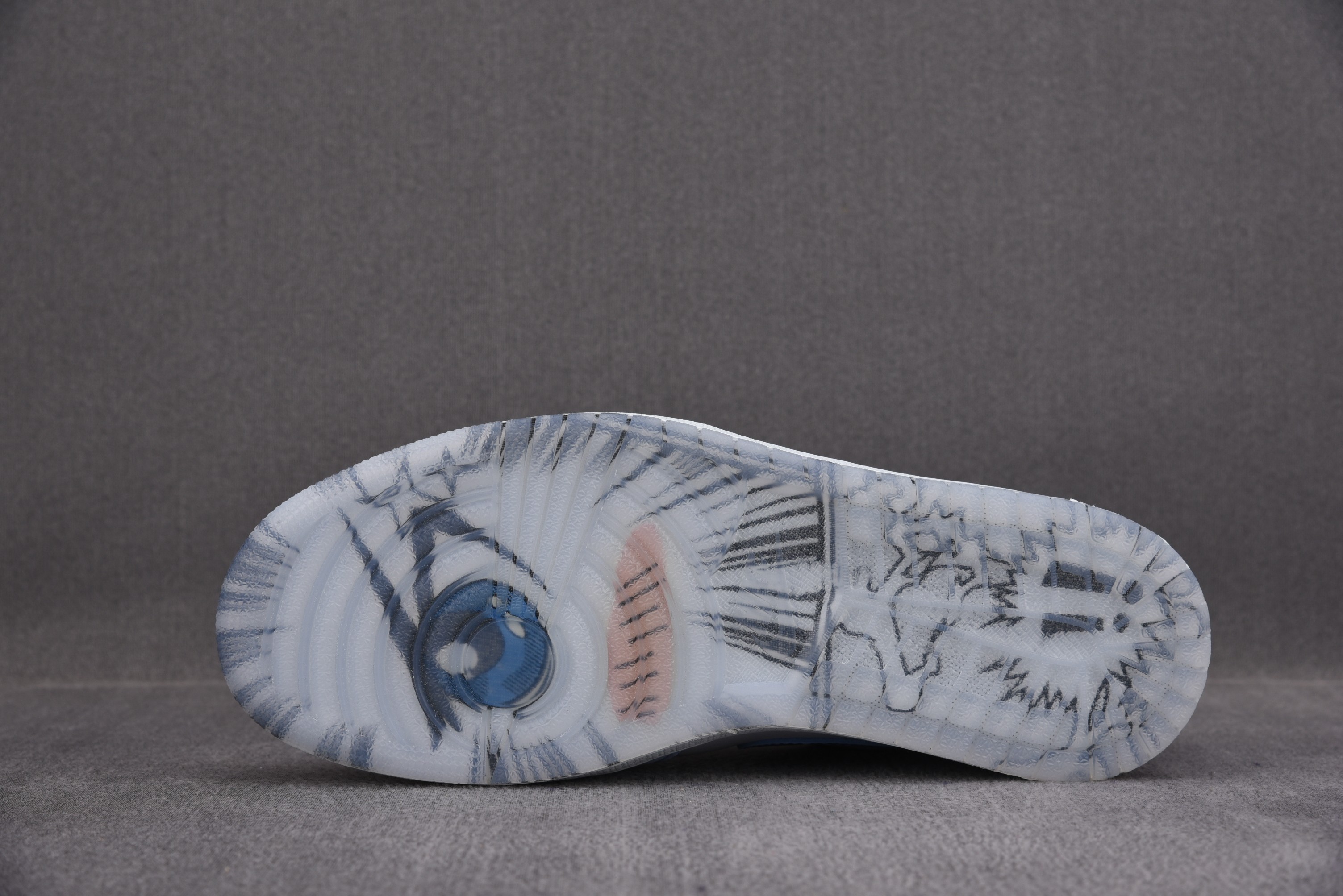 Jordan 1 Low SE Mighty Swooshers