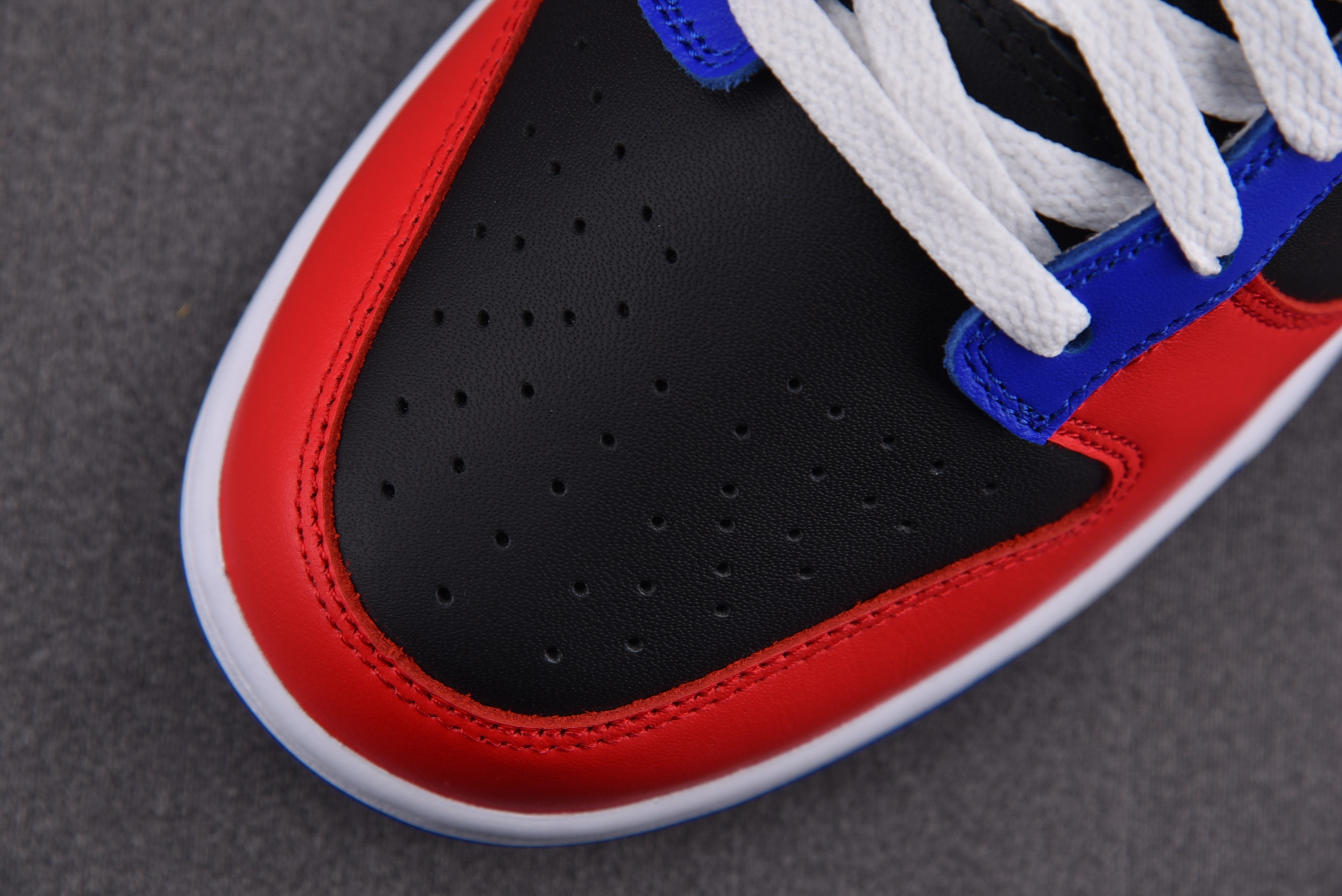 Nike Dunk Low Tennessee State University