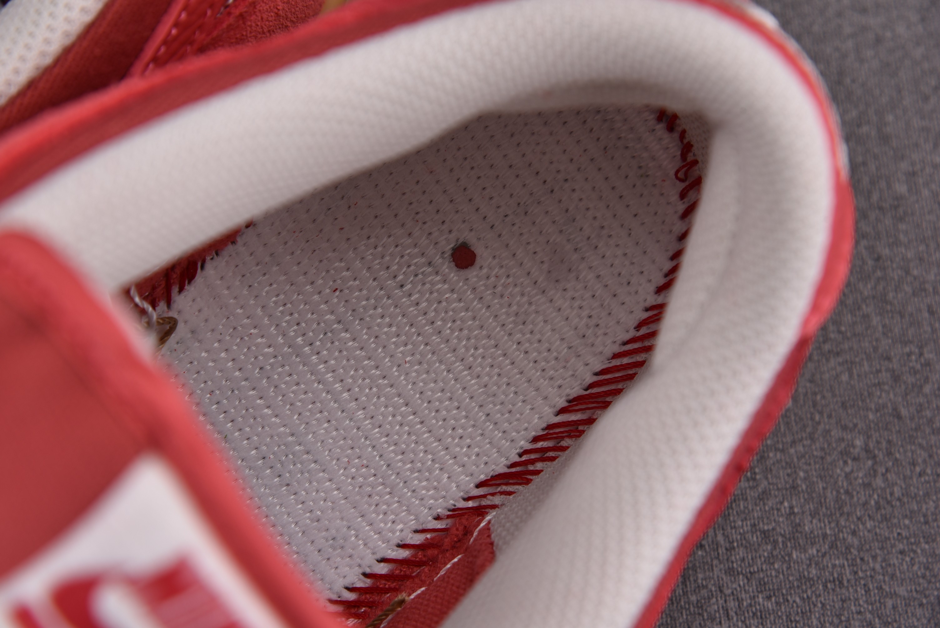 Nike SB Dunk Low Adobe