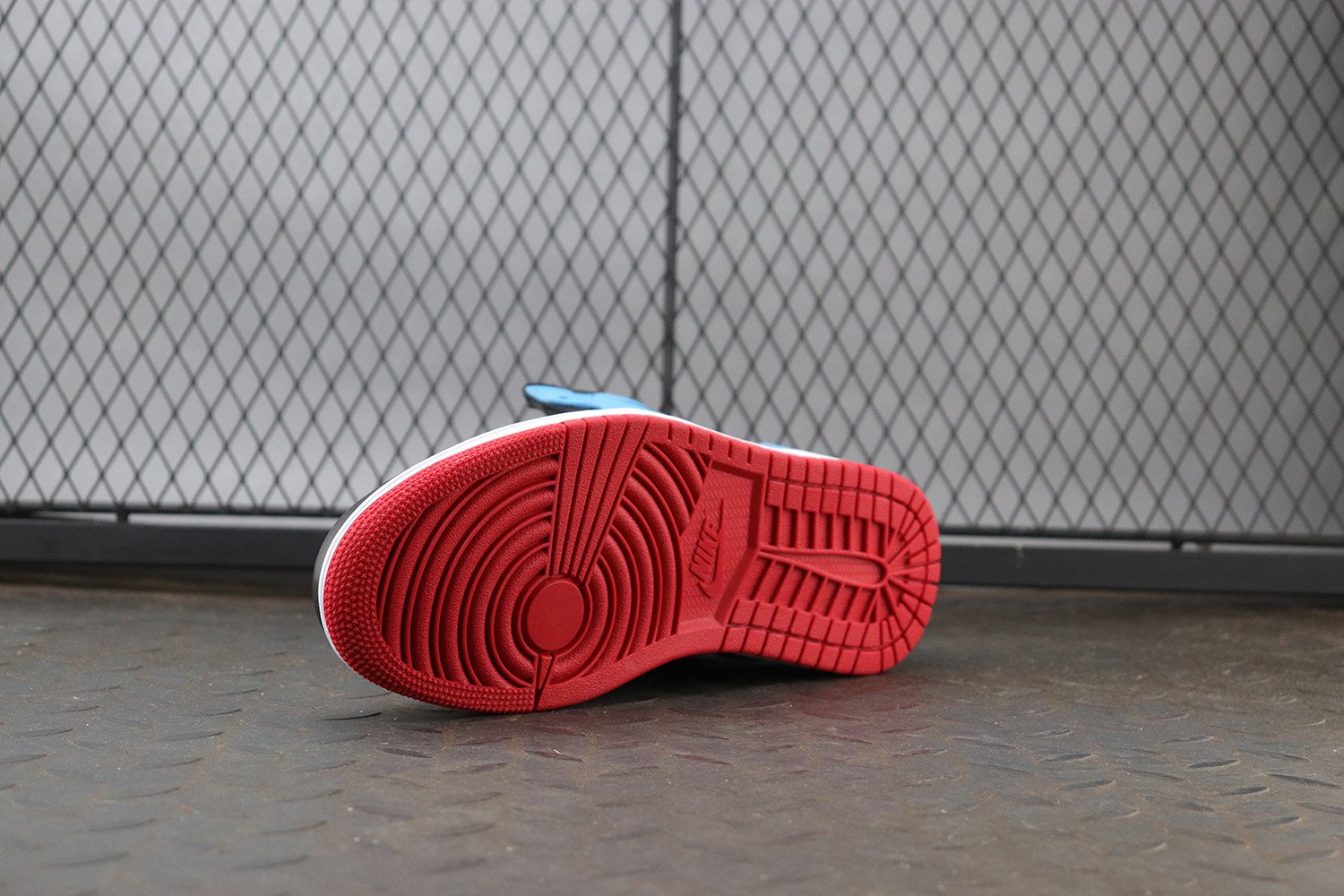 Air Jordan 1 High OG WMNS “UNC to Chicago”