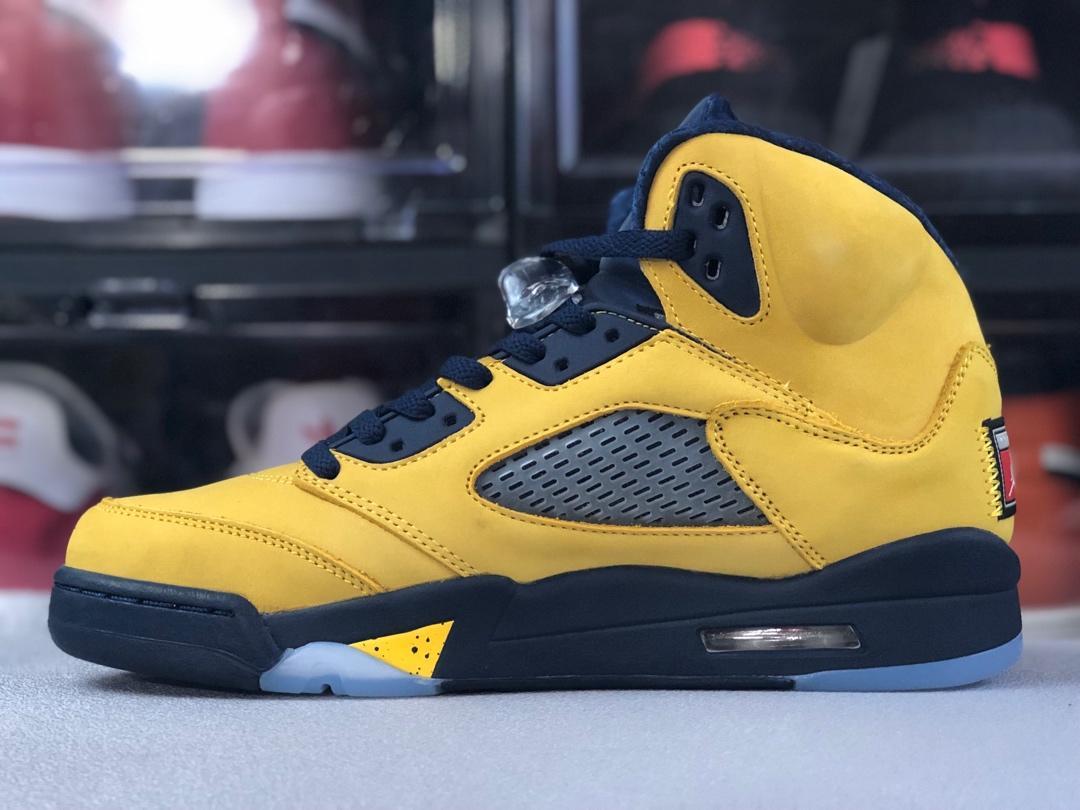Jordan 5 Retro Michigan