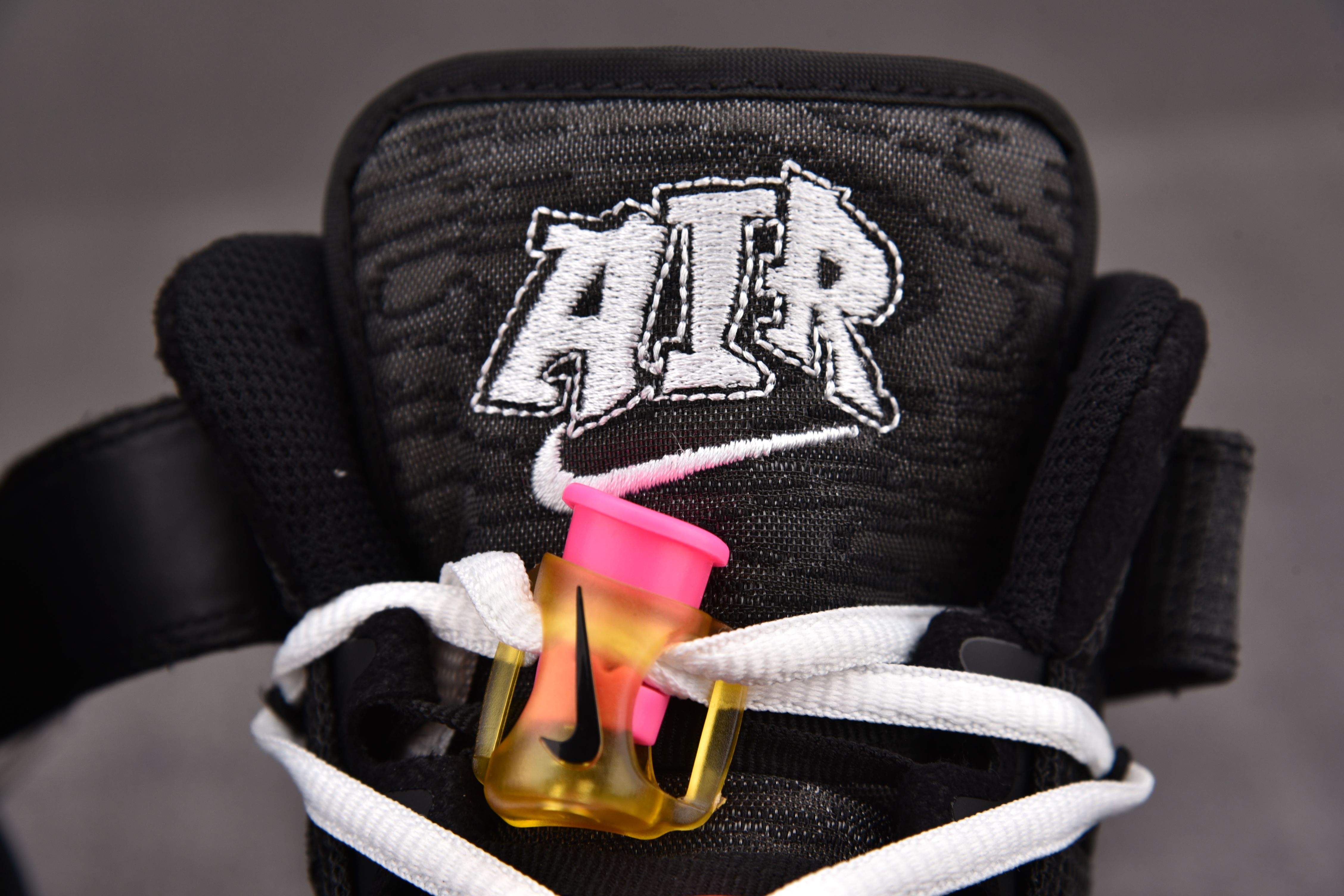 Nike Air Force 1 Mid   Black