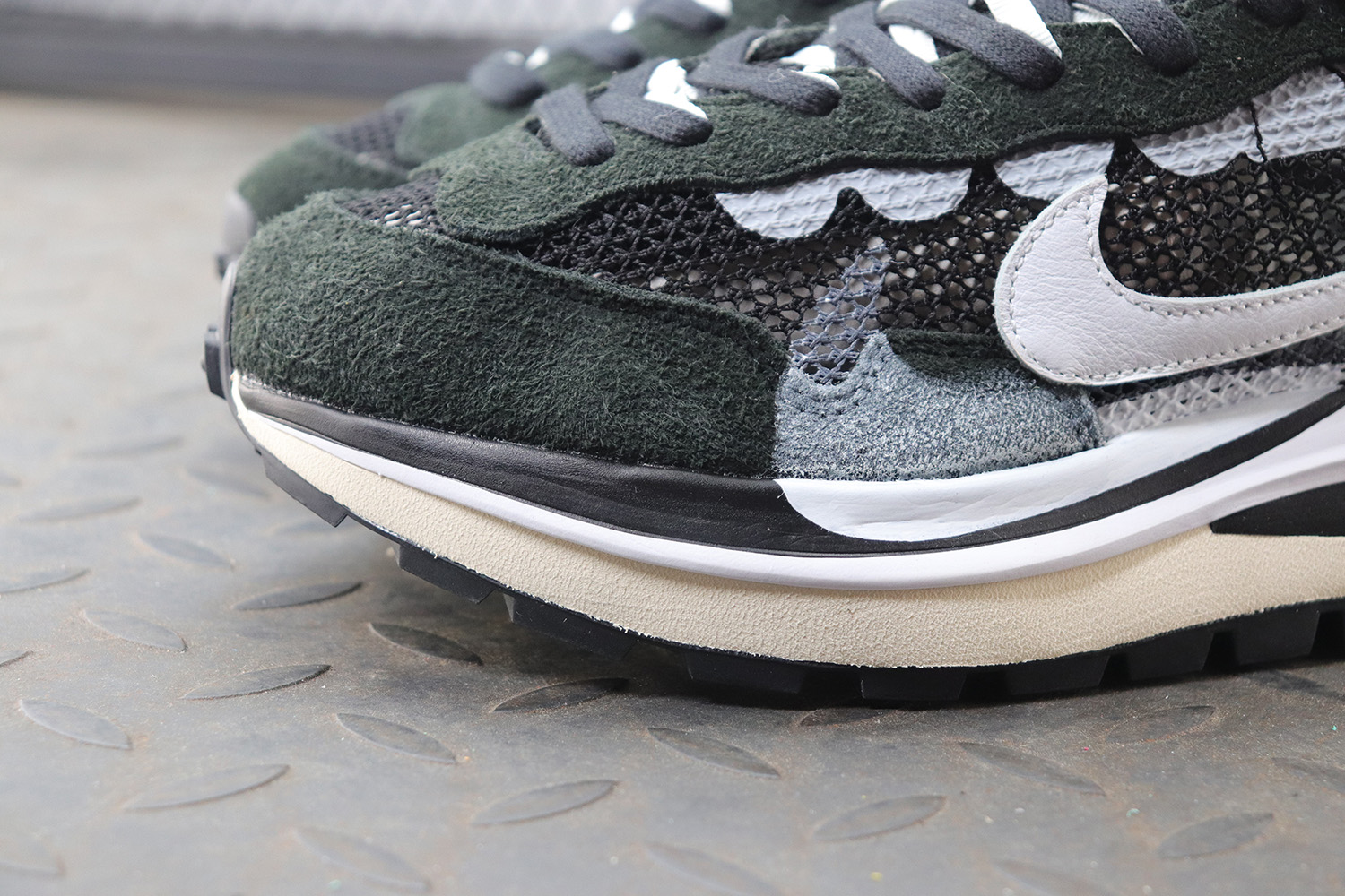 Nike VaporWaffle Sacai Black White