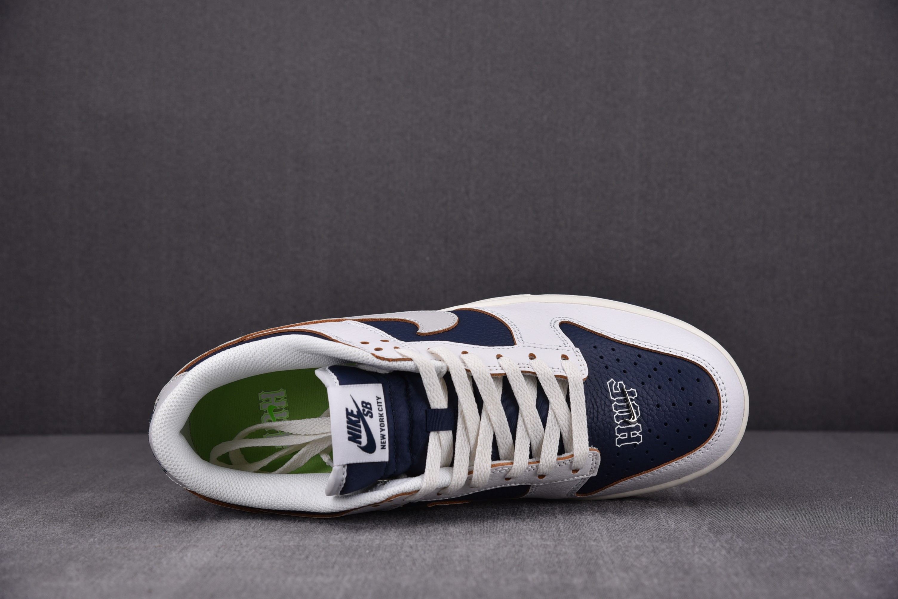 Nike SB Dunk Low HUF New York City