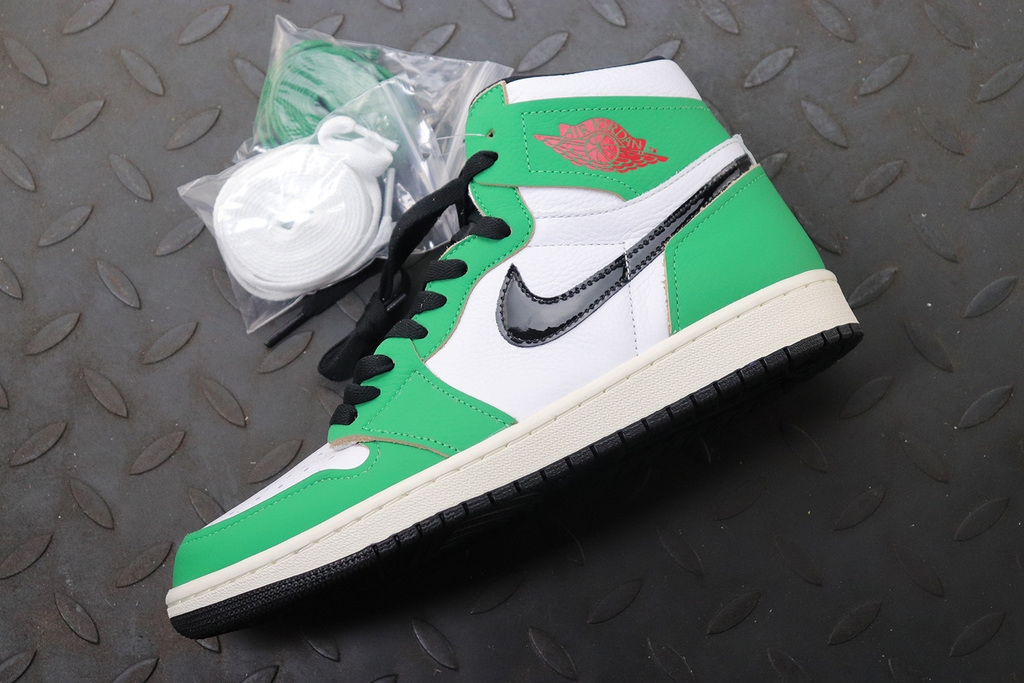 Jordan 1 Retro High Lucky Green