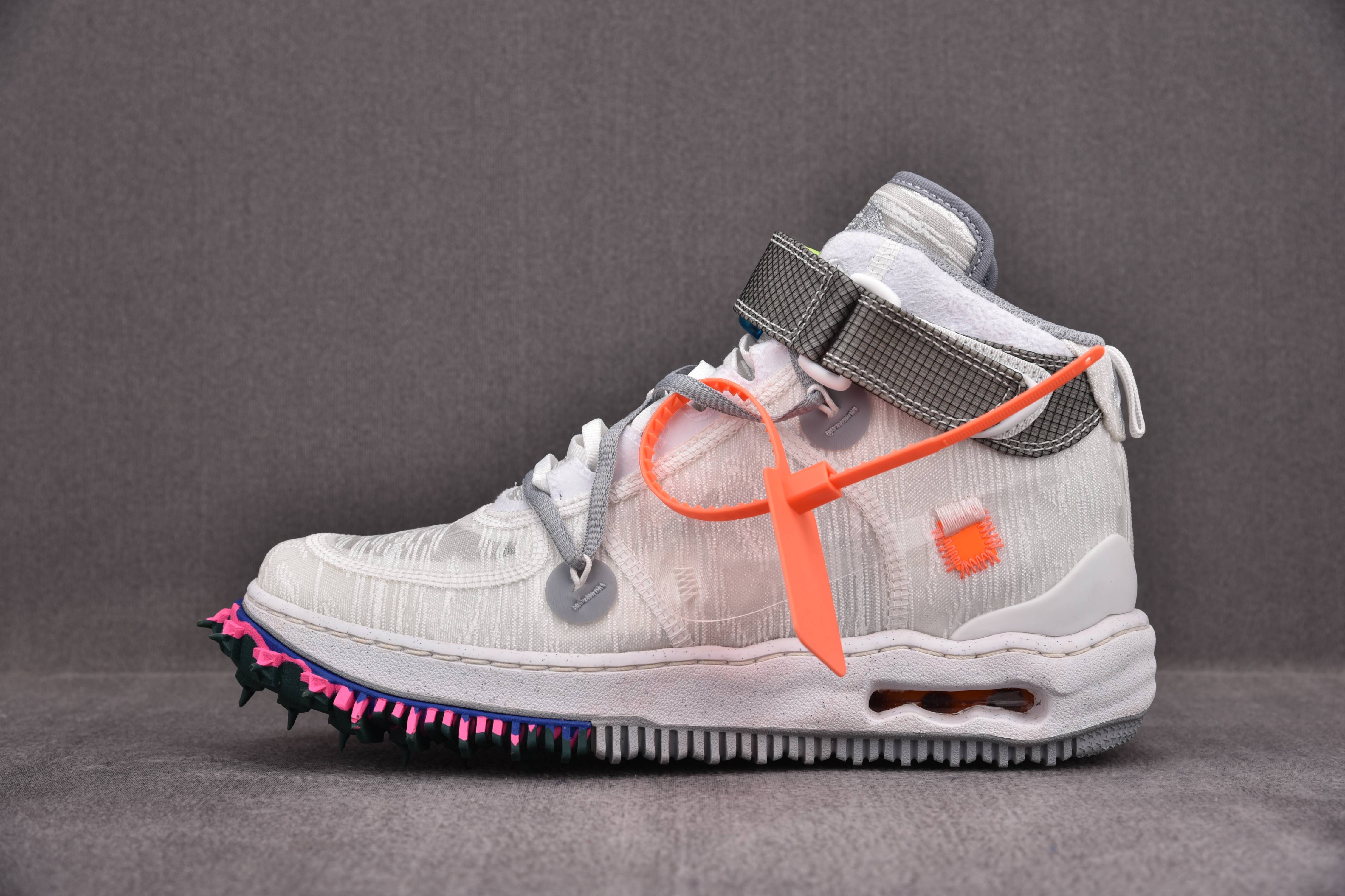 ™ X NIKE AIR FORCE 1 MID: WHITE