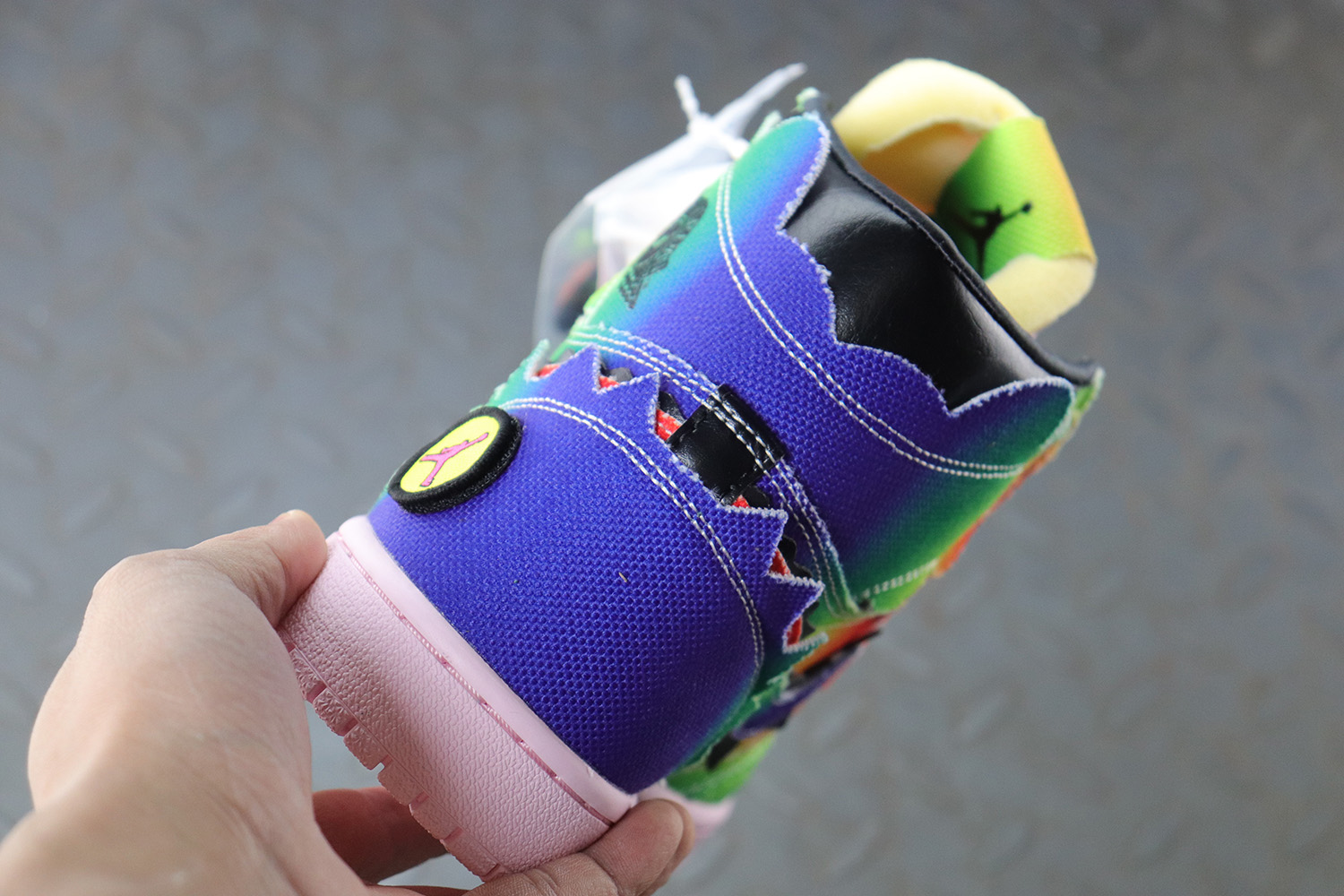 Jordan 1 Retro High J Balvin