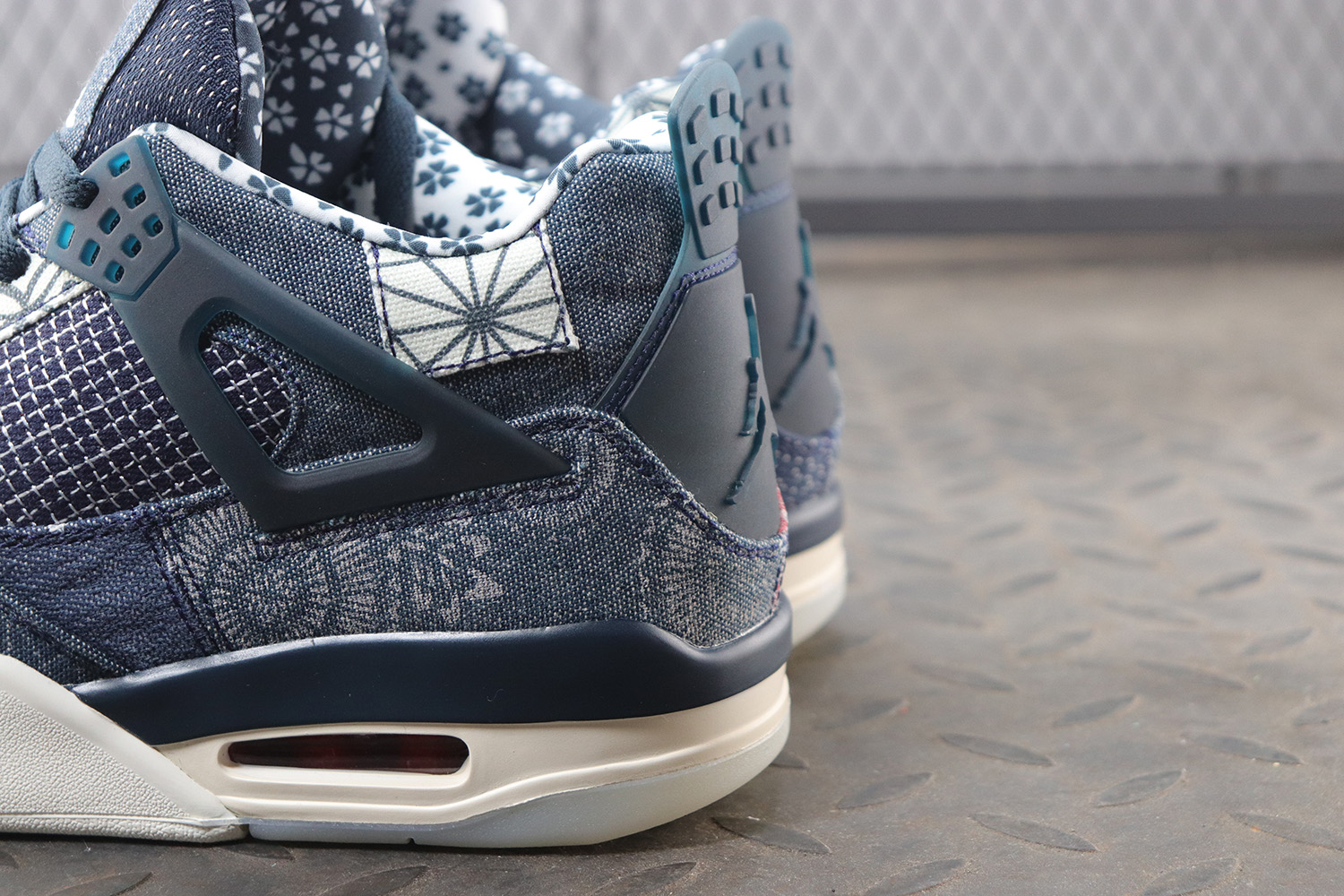 Jordan 4 Retro SE Sashiko