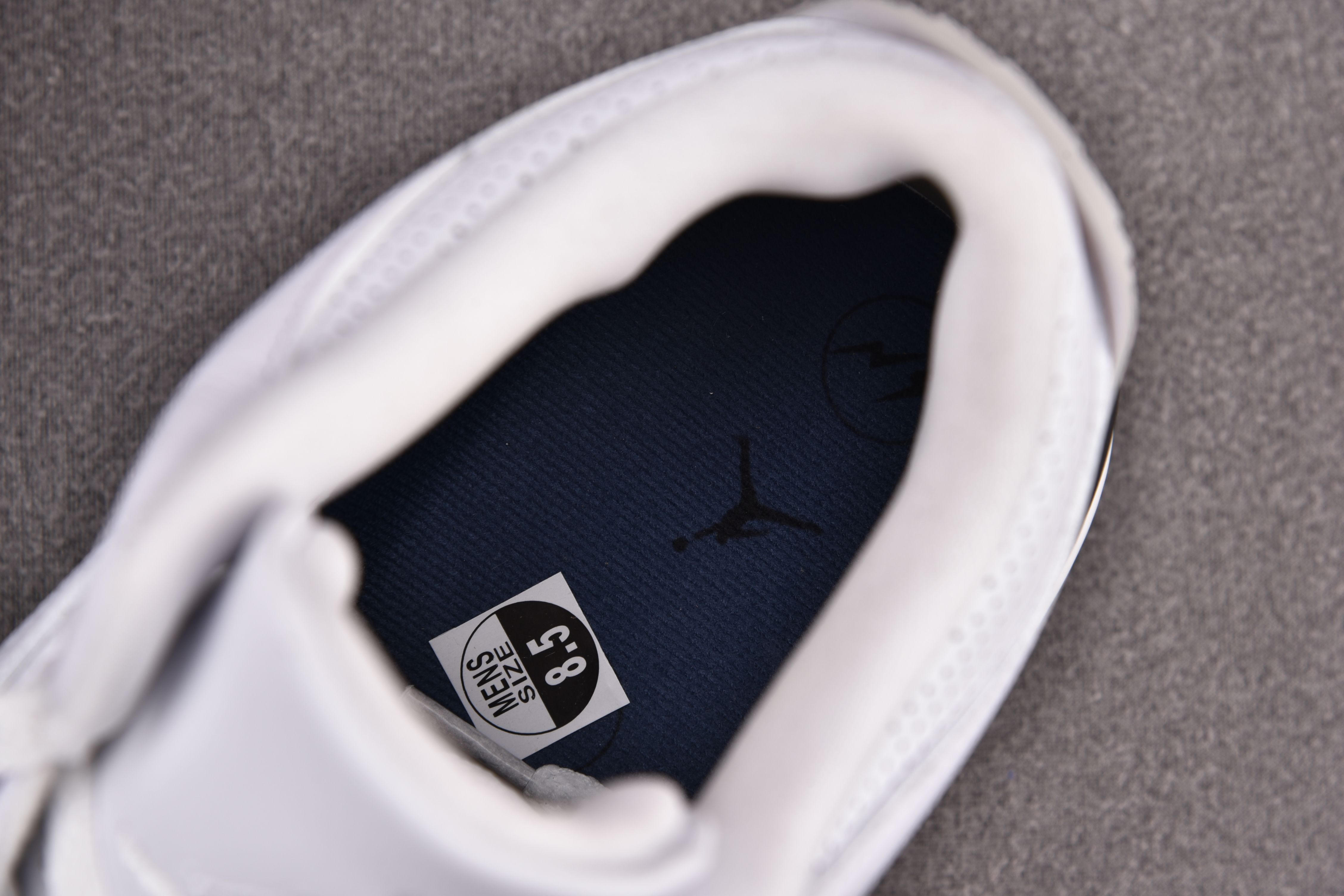 Jordan 3 Fragment