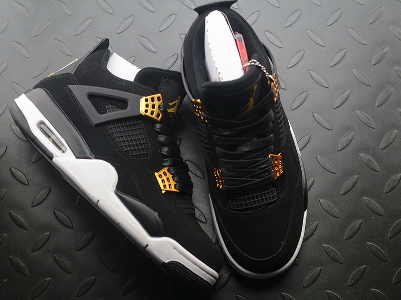 Jordan 4 Retro Royalty