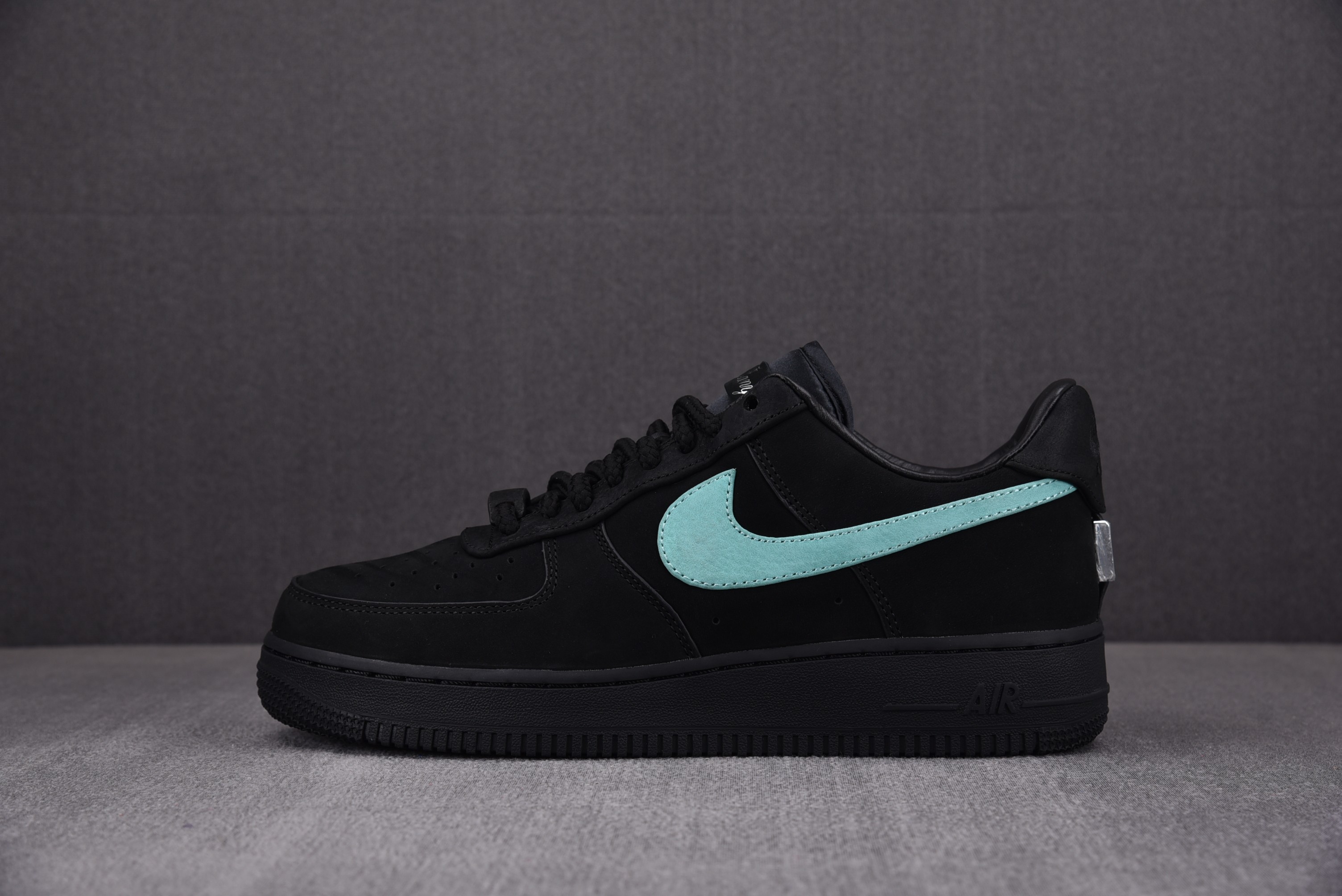 Nike Air Force 1 Low Tiffany & Co. 1837