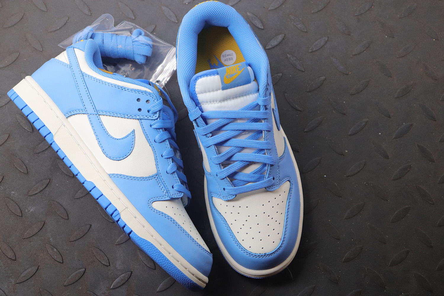 Nike Dunk Low Coast (Women Size!!)