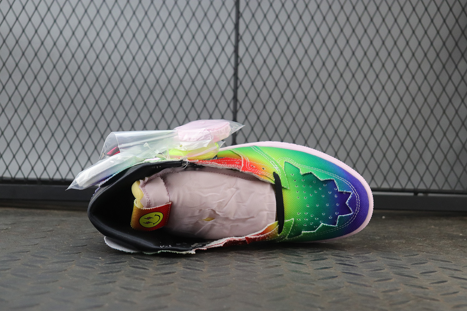 Jordan 1 Retro High J Balvin