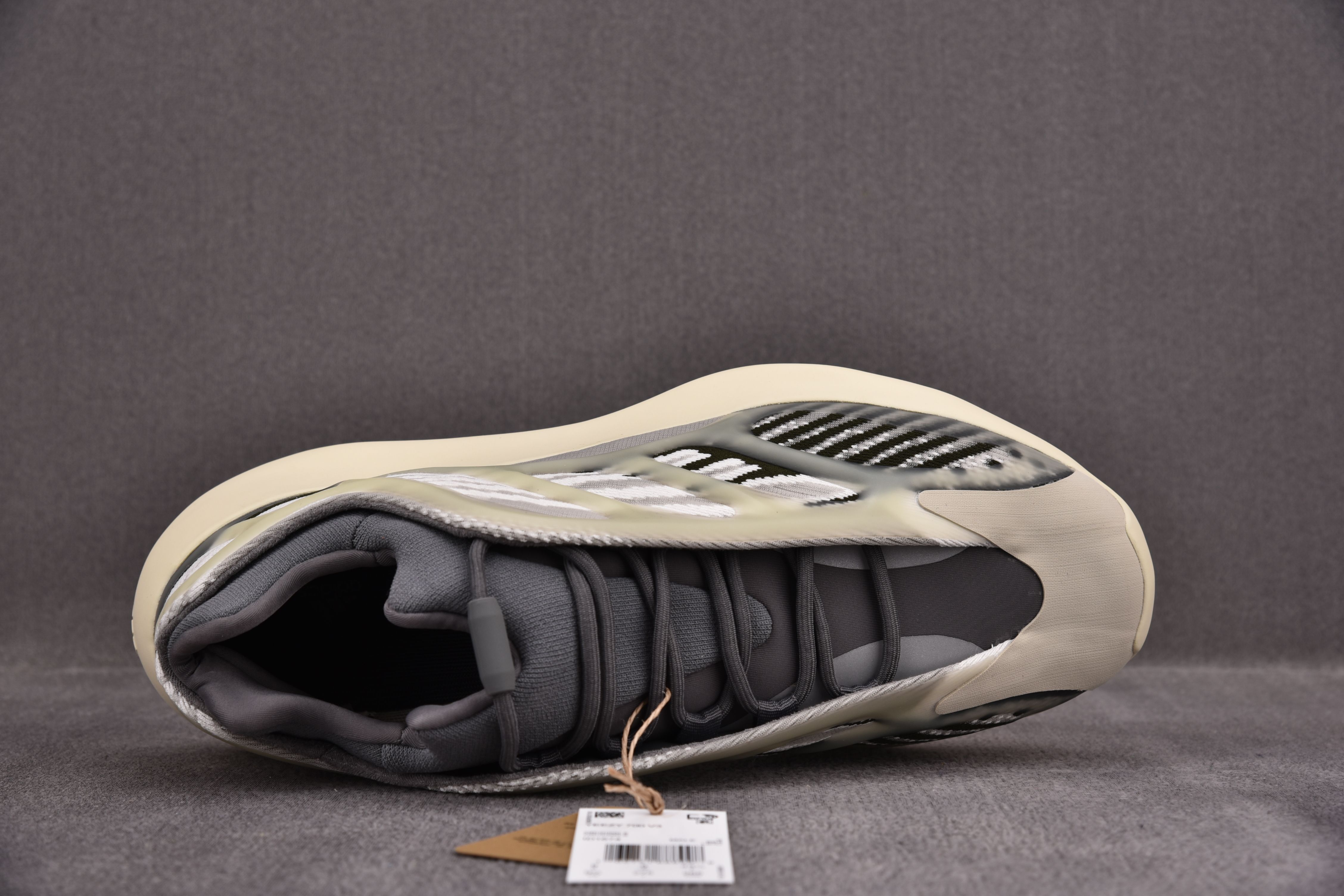 Yeezy 700 V3 Fade Salt