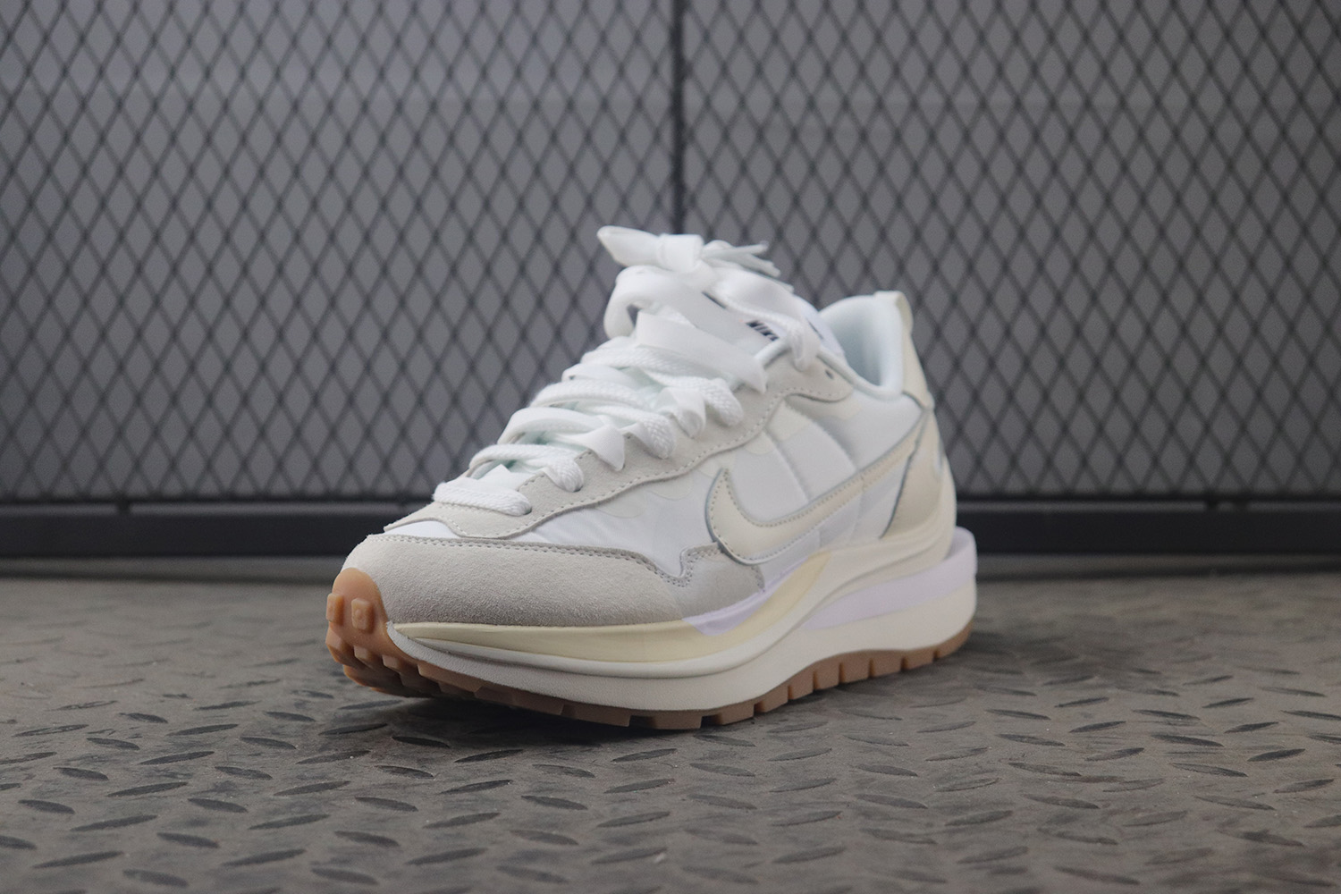 Nike Vaporwaffle Sacai Sail Gum